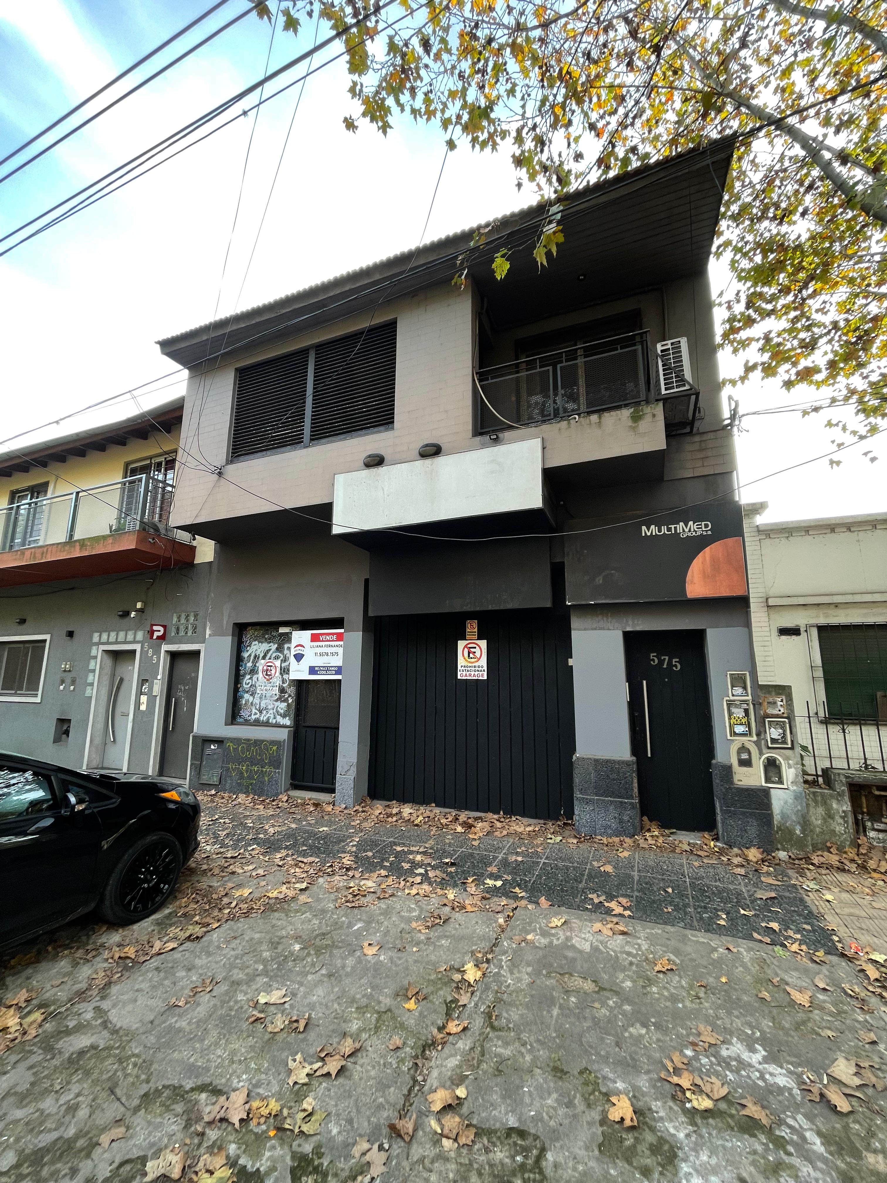 alquiler - Casa en Planta Alta con local abajo 