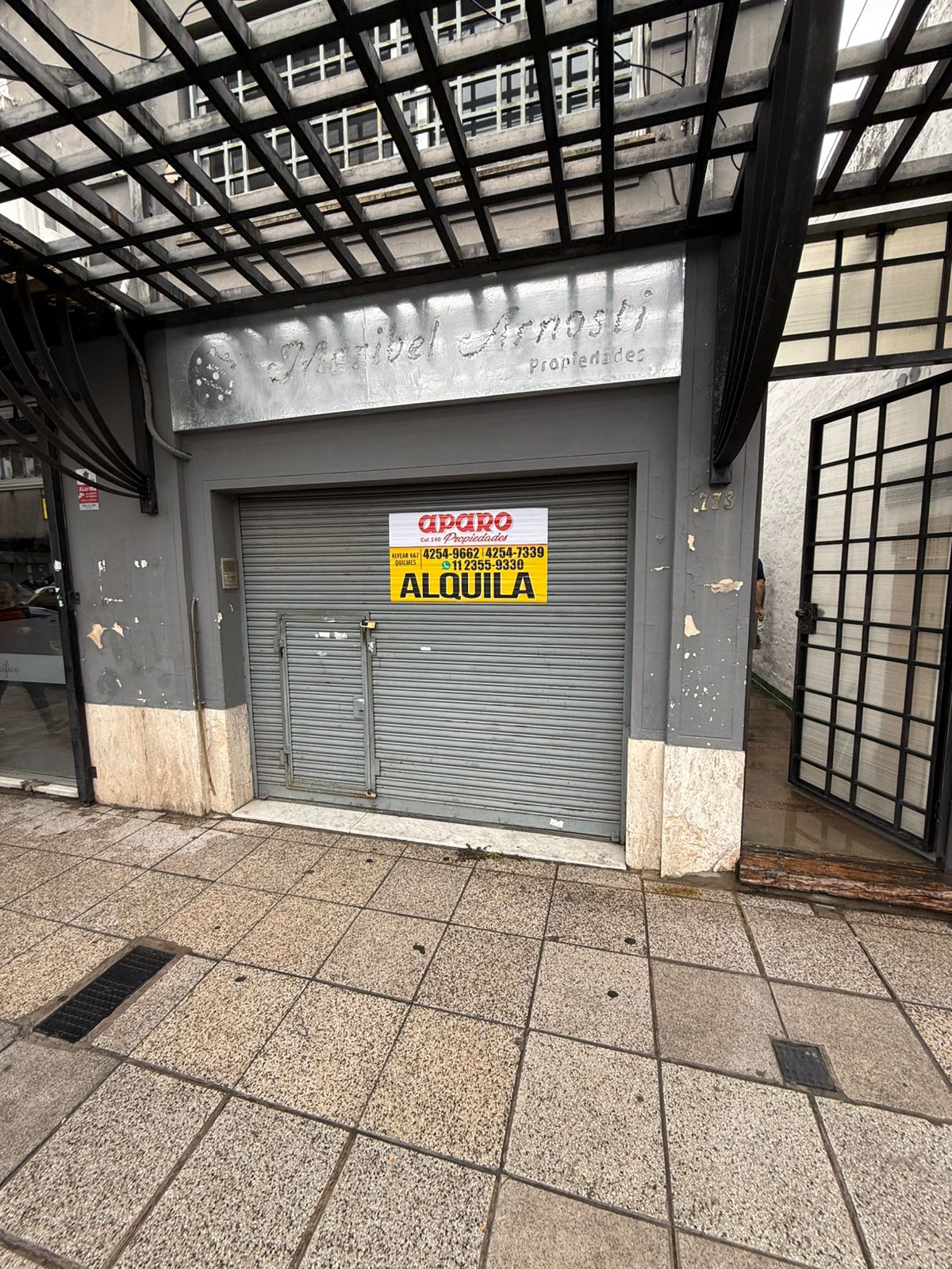 aparopropiedades - Local comercial en Quilmes centro