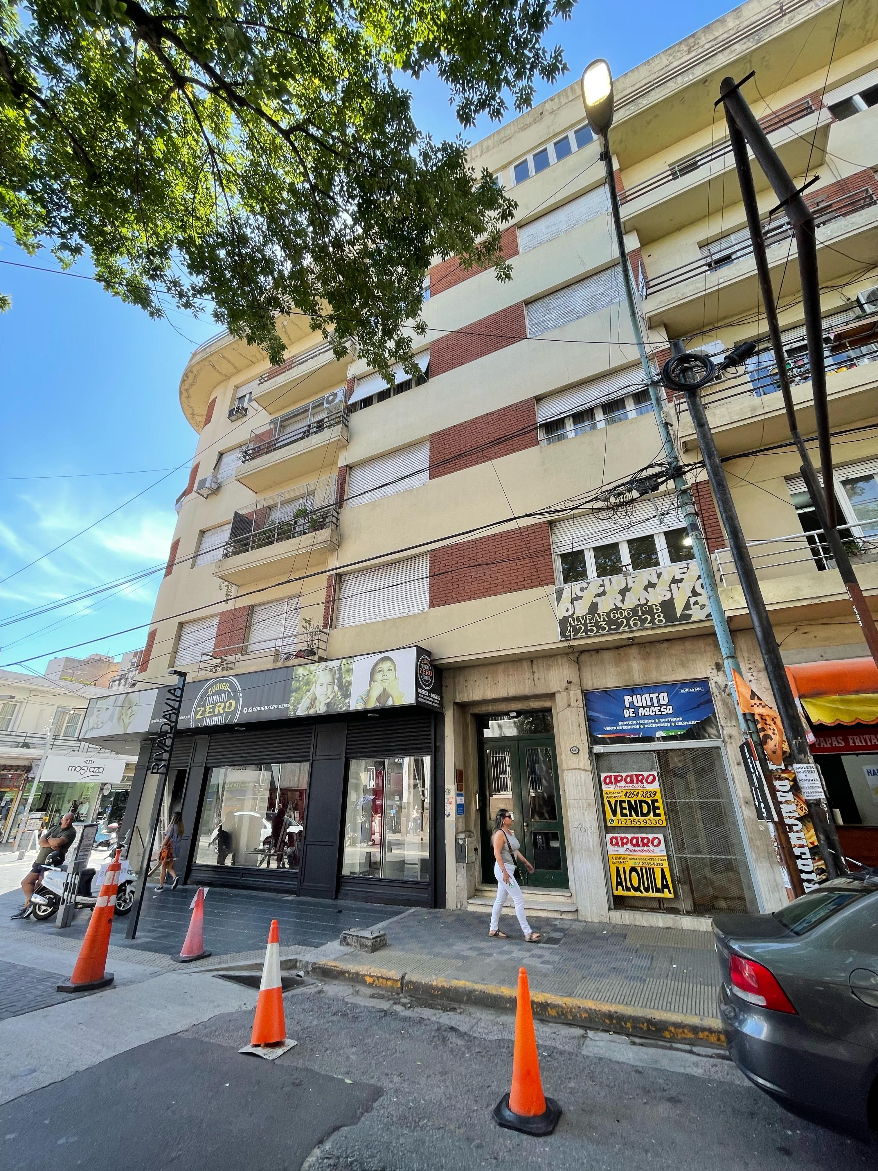 aparopropiedades - Oficina en Alquiler en Quilmes Centro