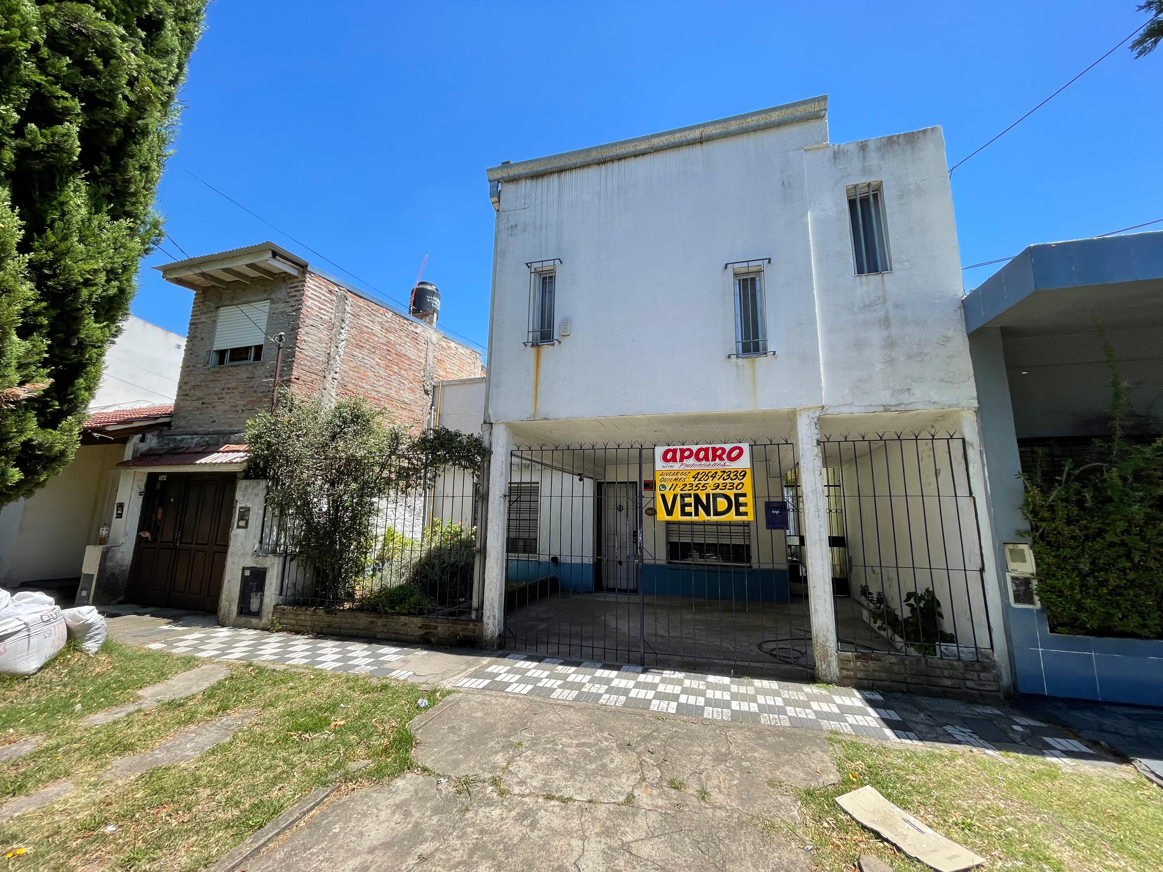 venta - Casa en dos plantas a la venta