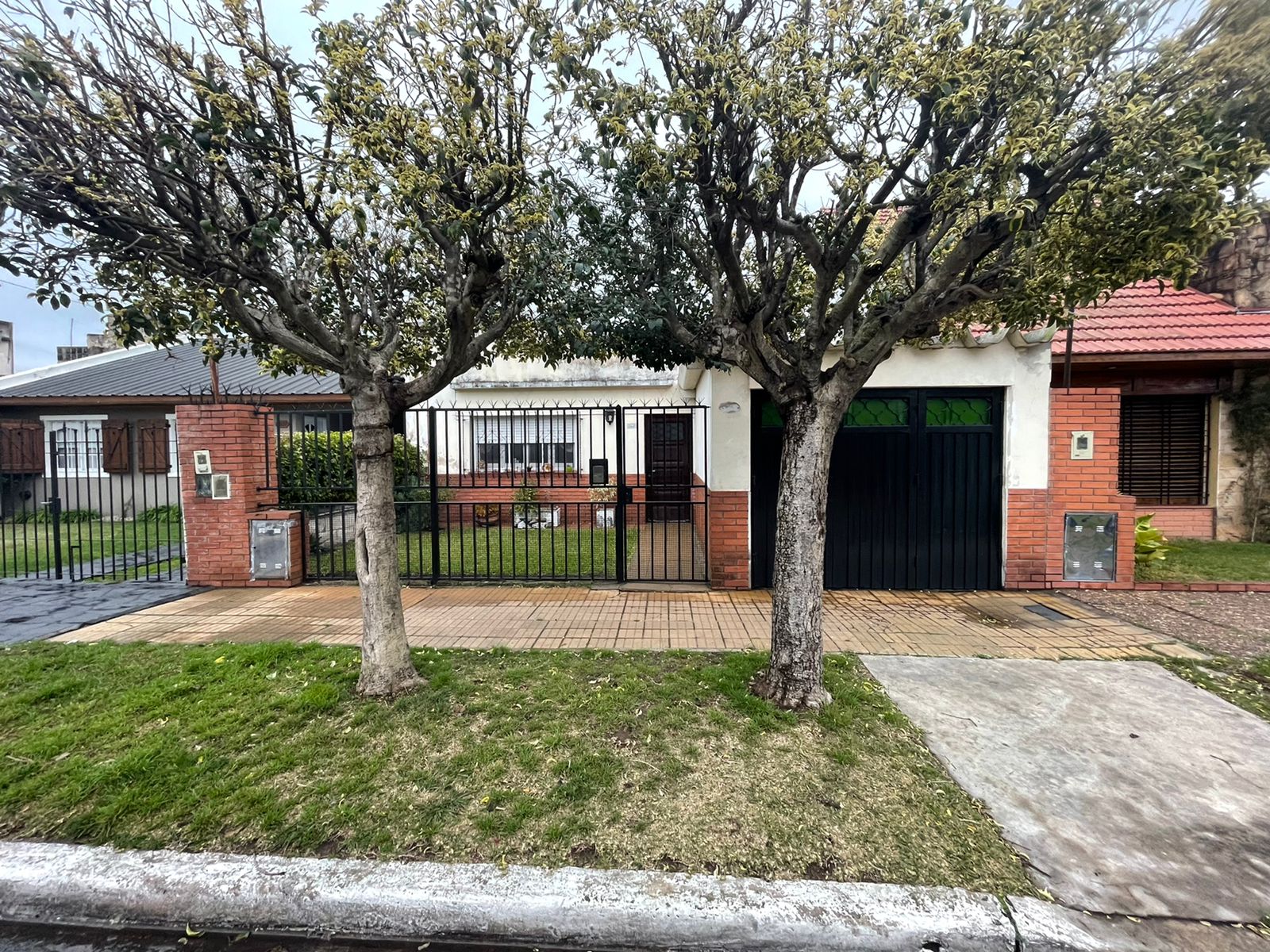 venta - Casa en Quilmes Este a la venta