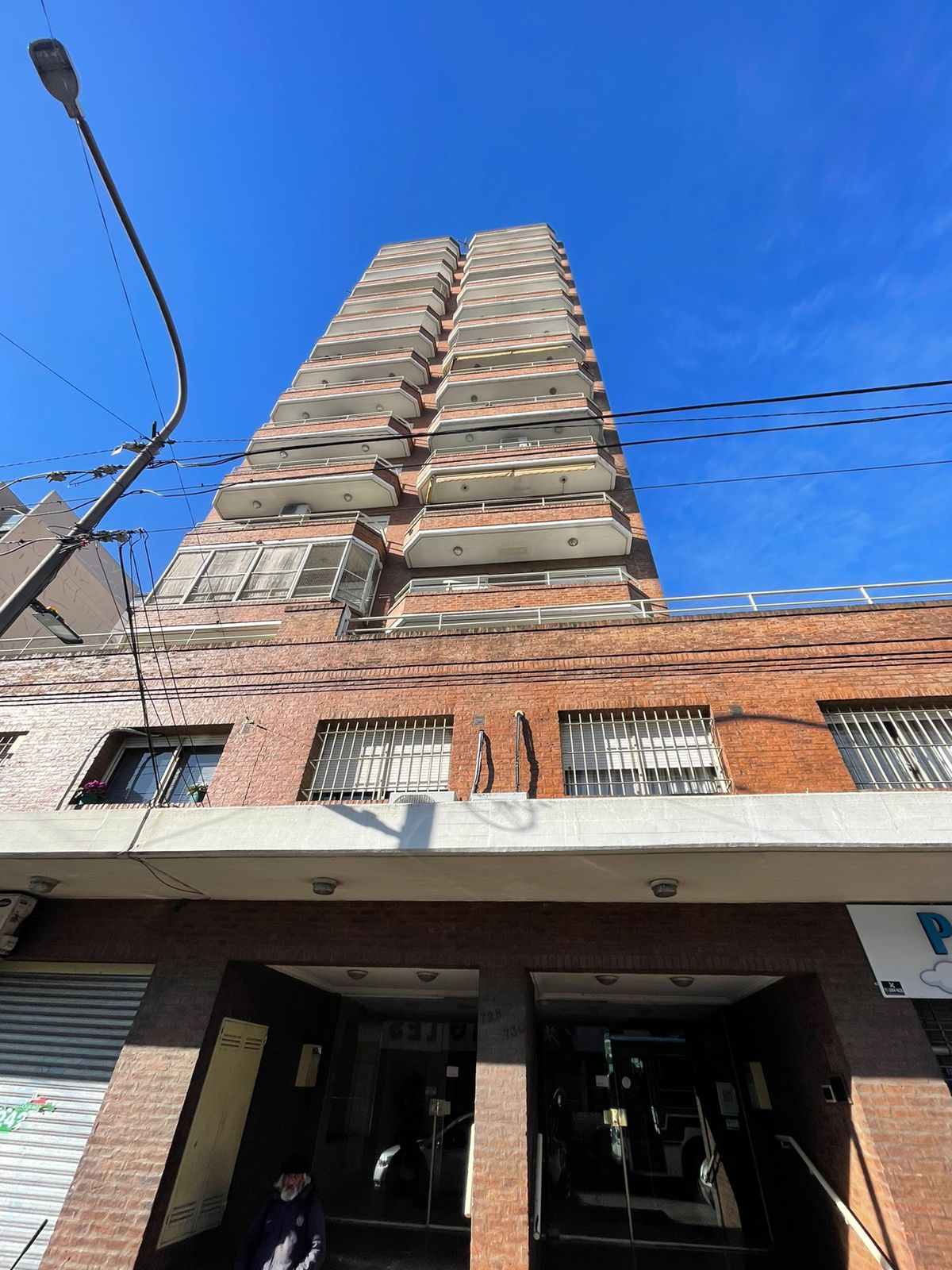 venta - Departamento de 2 ambientes con cochera a la venta