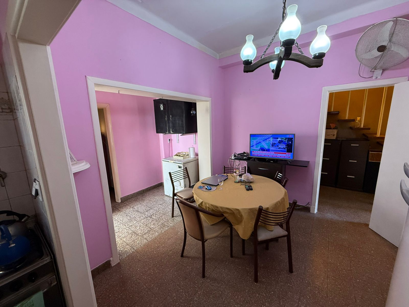 aparopropiedades - Casa en zona Residencial de Quilmes a la venta