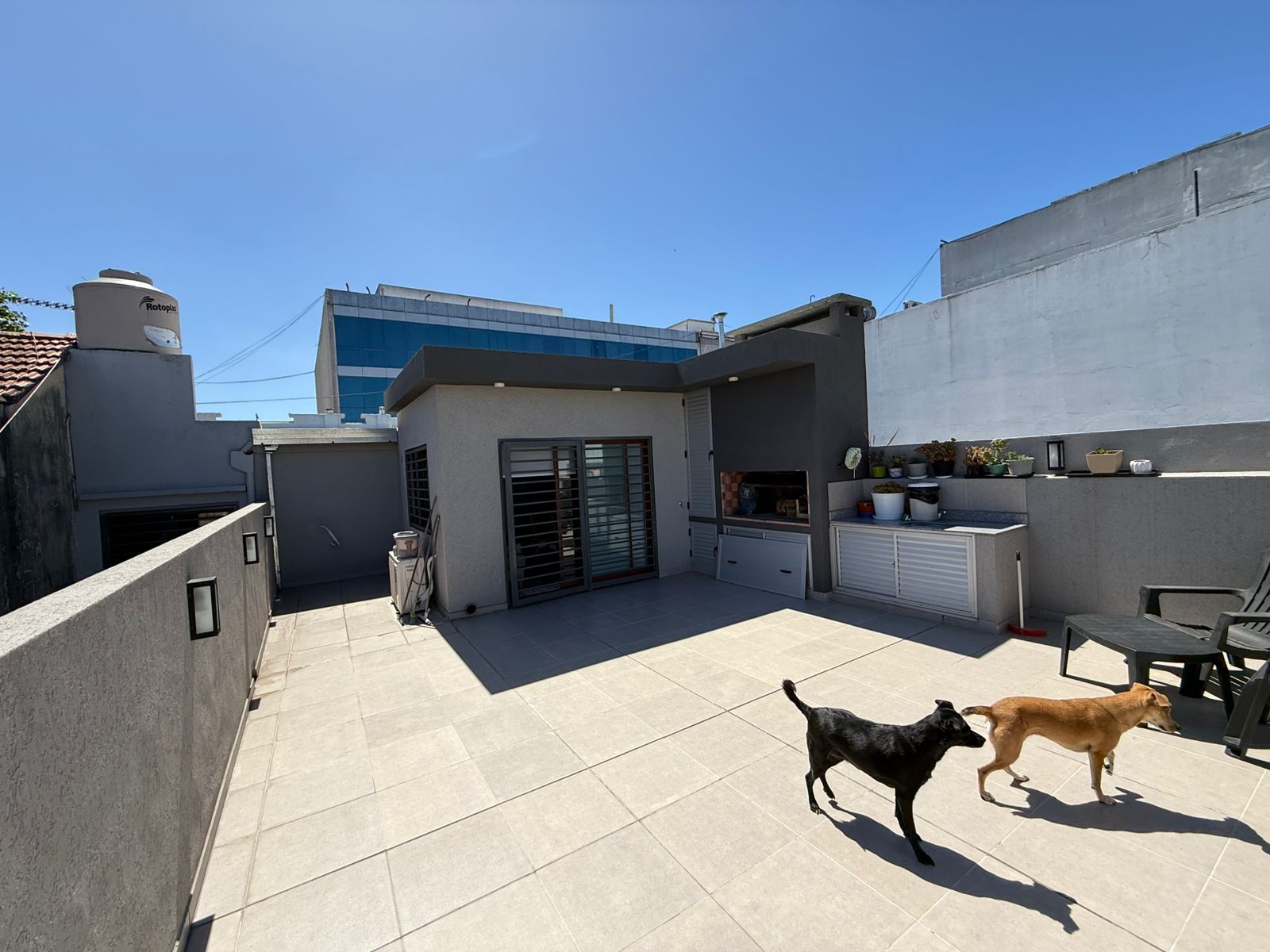 aparopropiedades - PH en 2 plantas a la venta en Quilmes Oeste