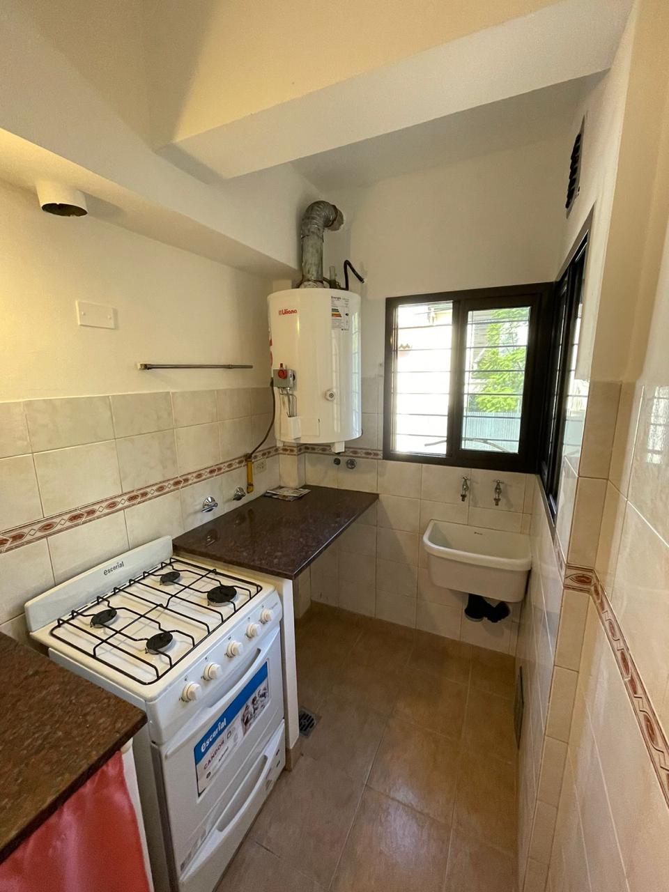 aparopropiedades - Departamento de 3 ambientes en Quilmes centro