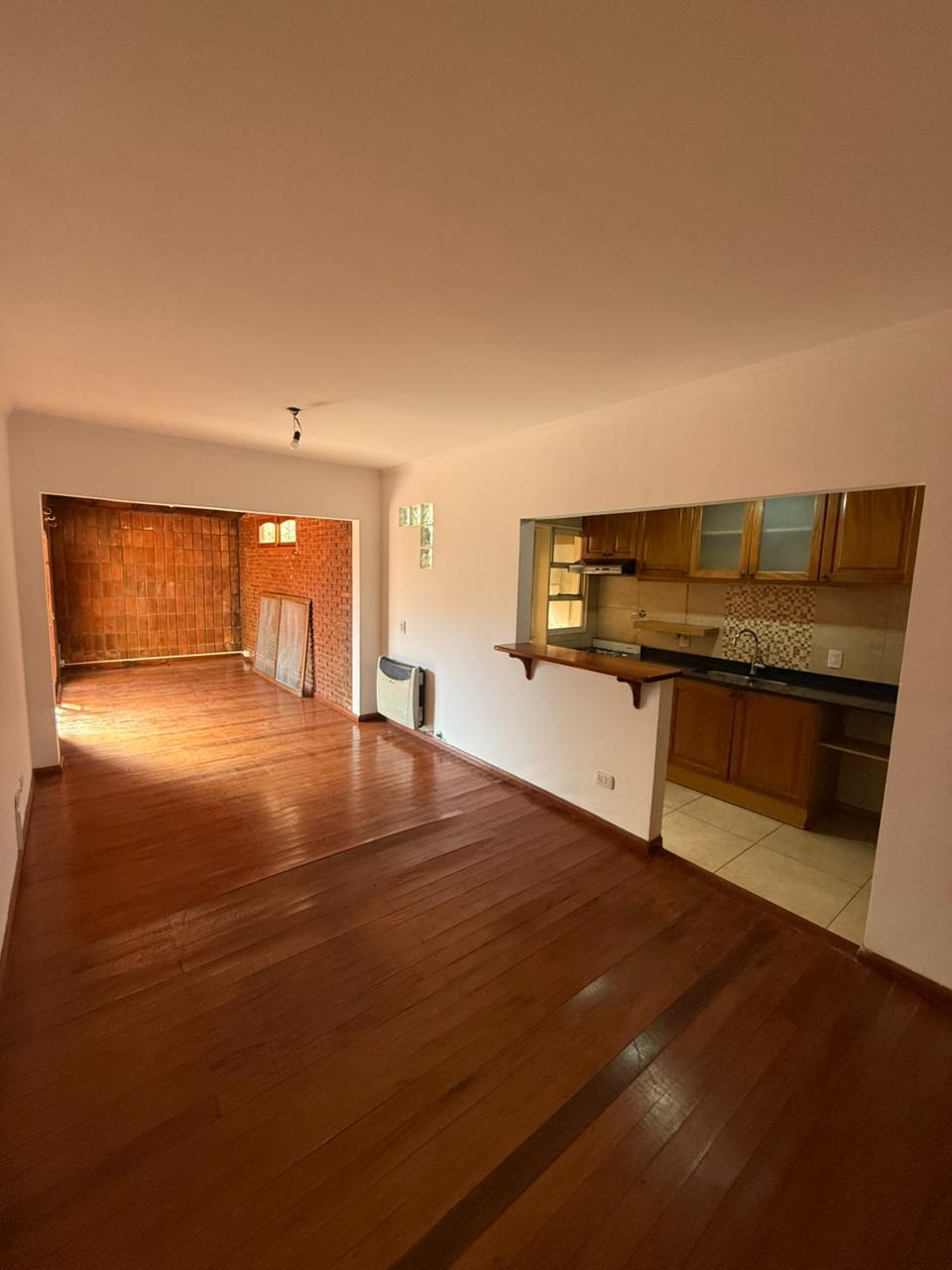 aparopropiedades - Departamento de 3 ambientes en Quilmes Centro