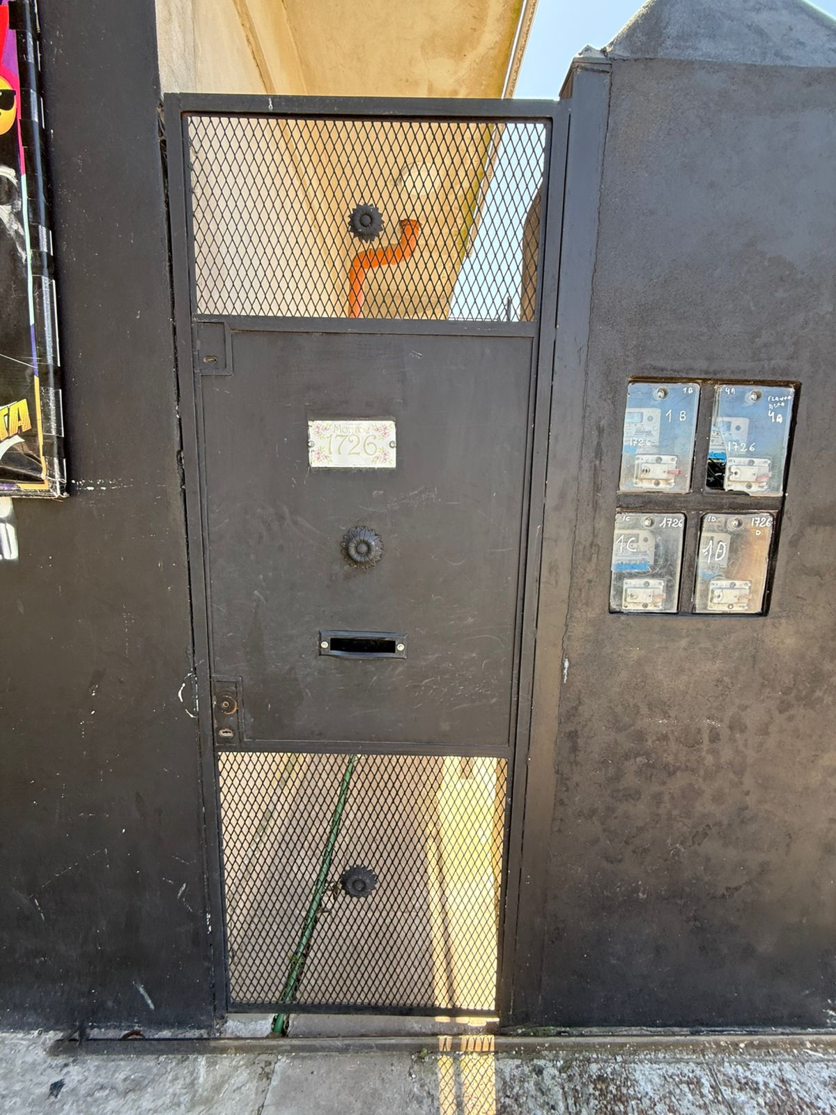 aparopropiedades - Departamento de 2 ambientes tipo Loft con patio en Quilmes Este 