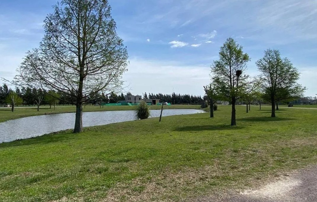 aparopropiedades - Lote en Barrio