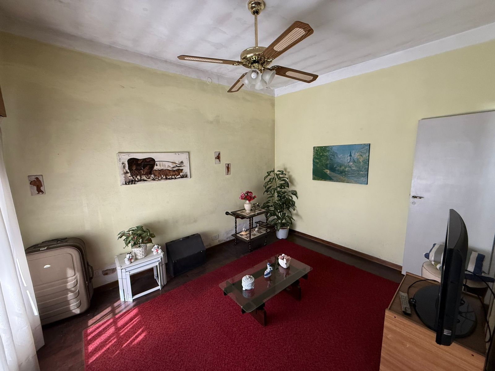 aparopropiedades - Casa a la venta en Quilmes Este