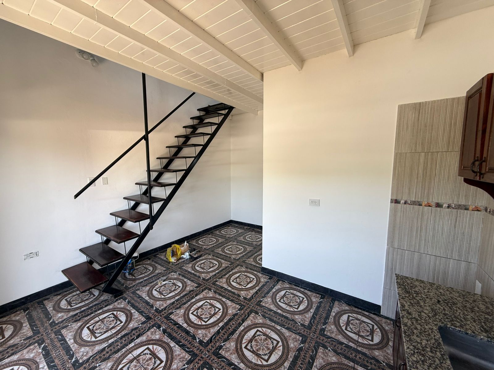 aparopropiedades - Departamento de 2 ambientes tipo Loft en Quilmes Este 