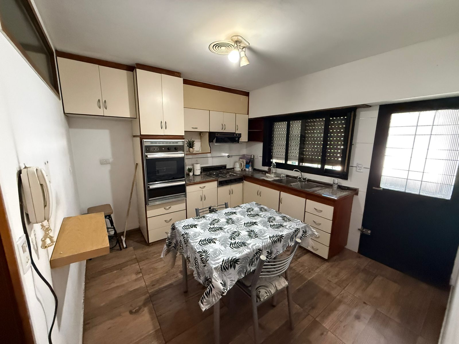 aparopropiedades - PH en dos plantas en excelente ubicación