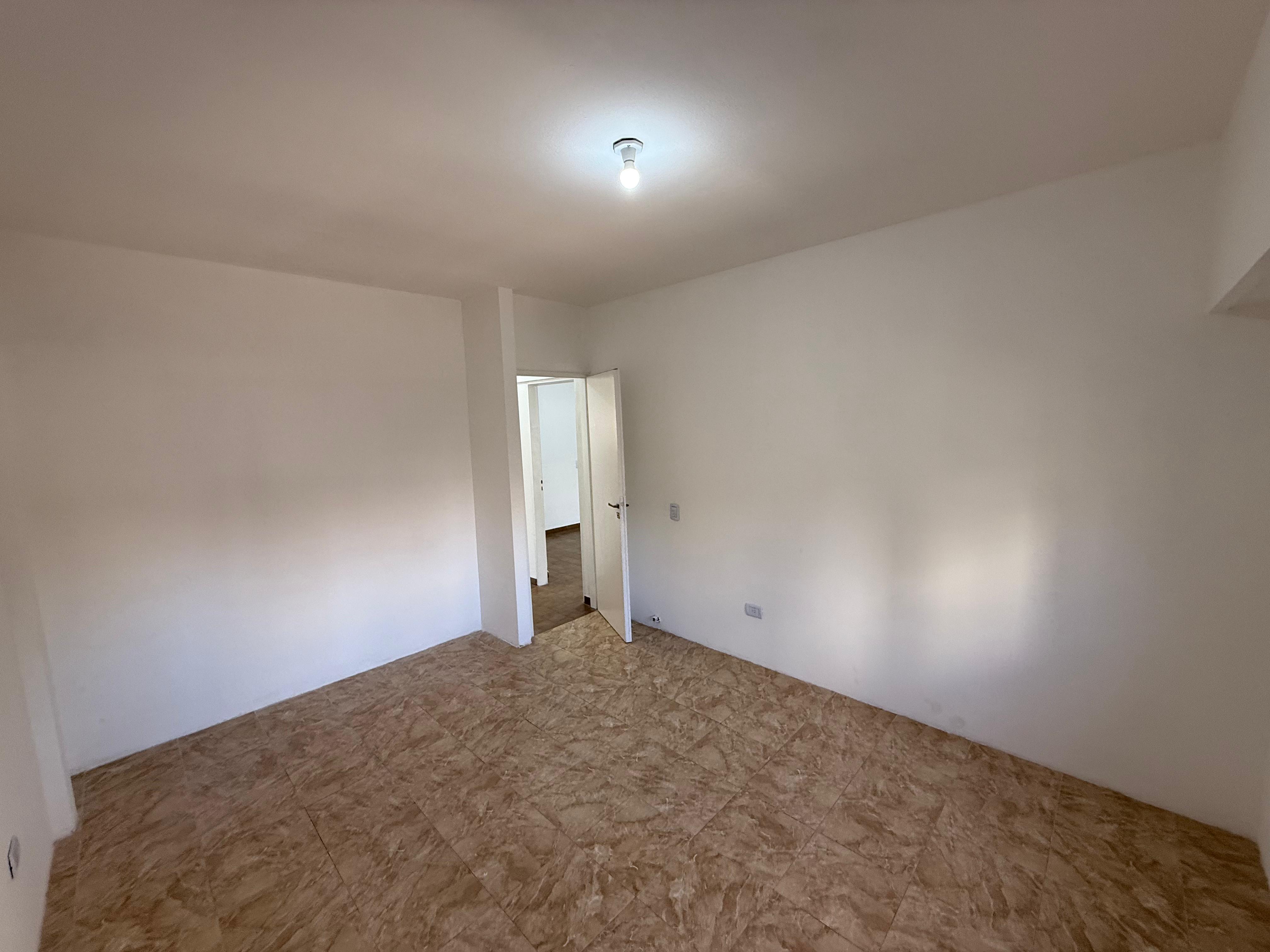aparopropiedades - Departamento de 3 ambientes en Quilmes Centro