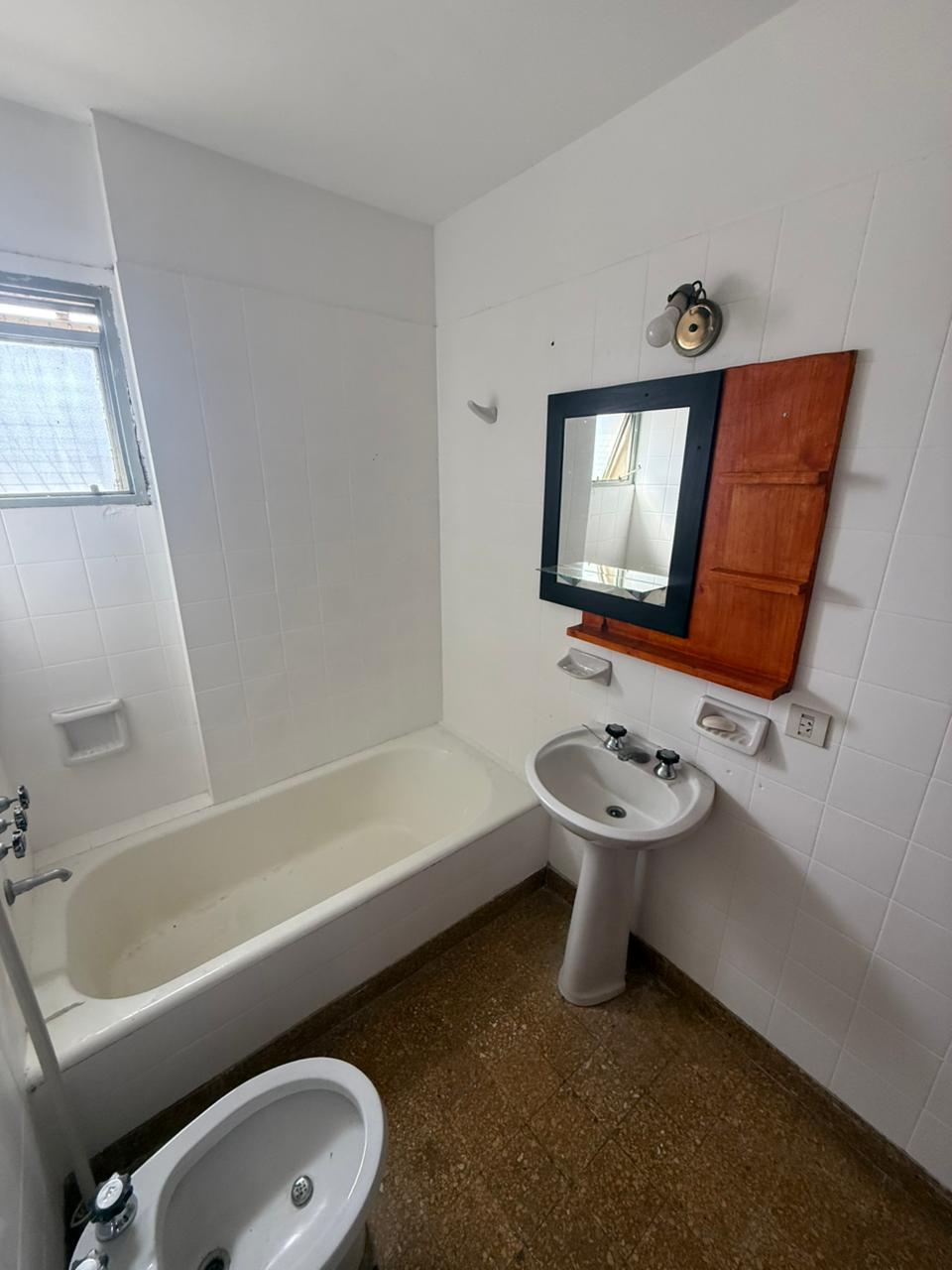 aparopropiedades - Departamento de 3 ambientes en Quilmes Centro