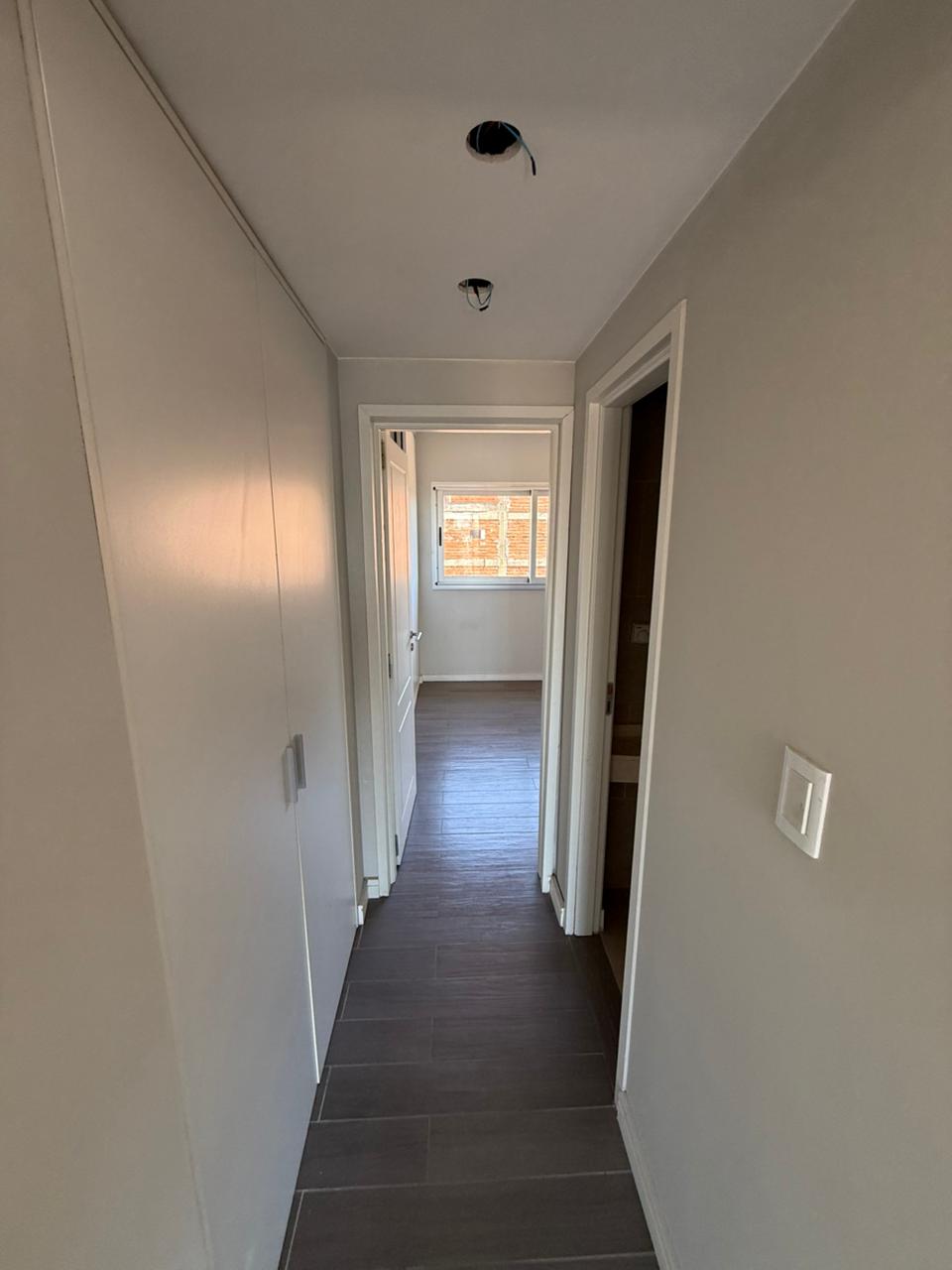 aparopropiedades - Departamento de 2 ambientes con cochera 