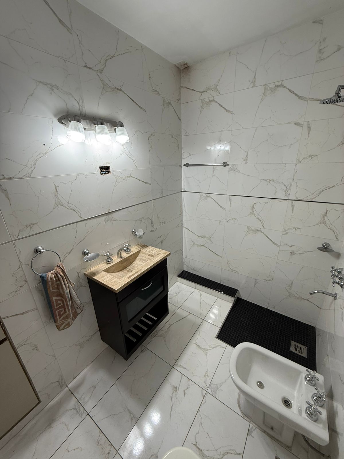 aparopropiedades - PH en dos plantas en excelente ubicación