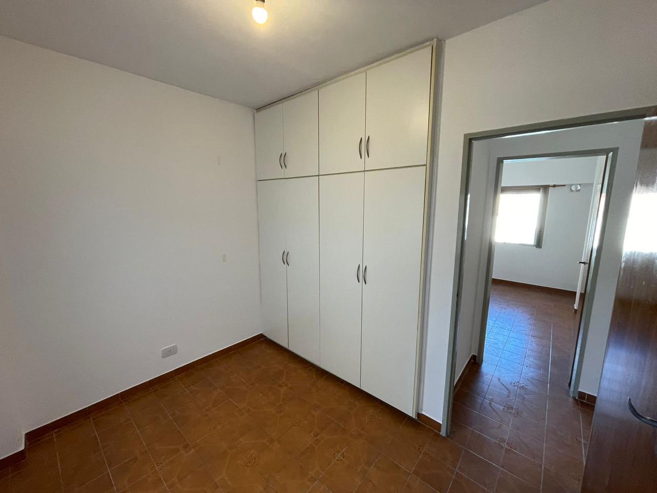 aparopropiedades - Departamento de 3 ambientes en Quilmes centro