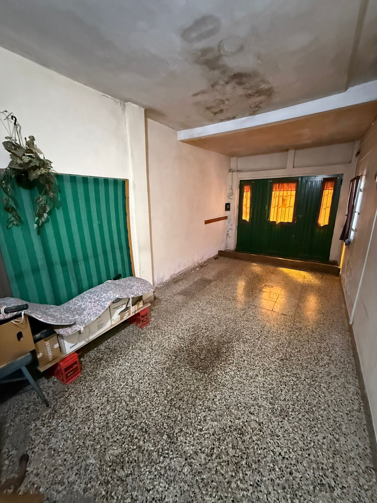 aparopropiedades - Casa a la venta en Quilmes Este