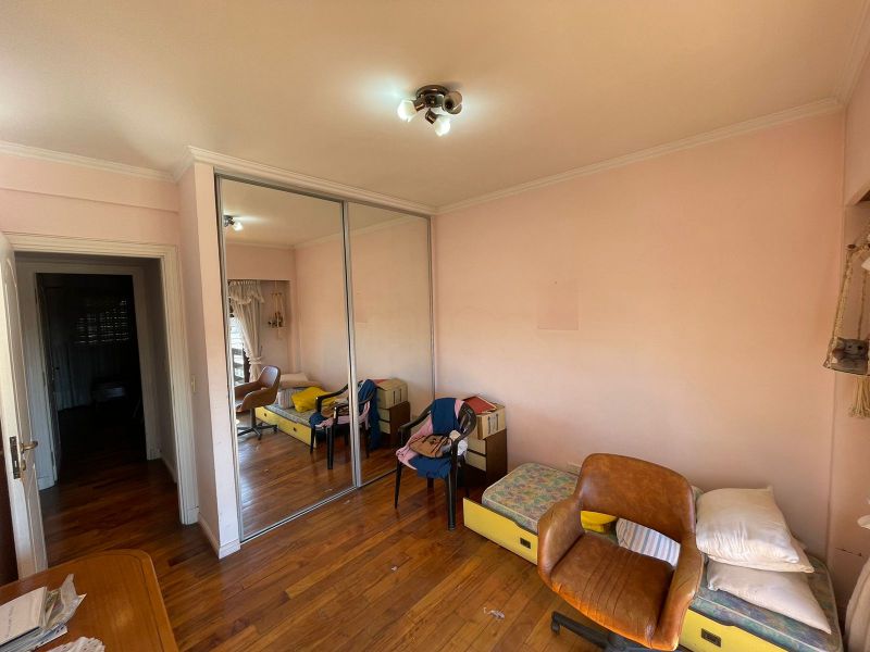aparopropiedades - Semipiso a la venta con cochera en Quilmes Centro 