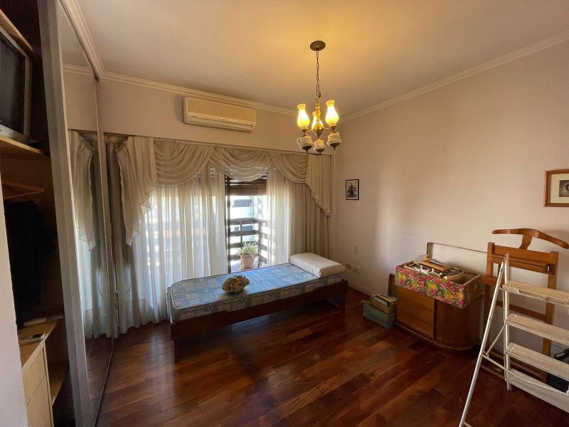 aparopropiedades - Semipiso a la venta con cochera en Quilmes Centro 