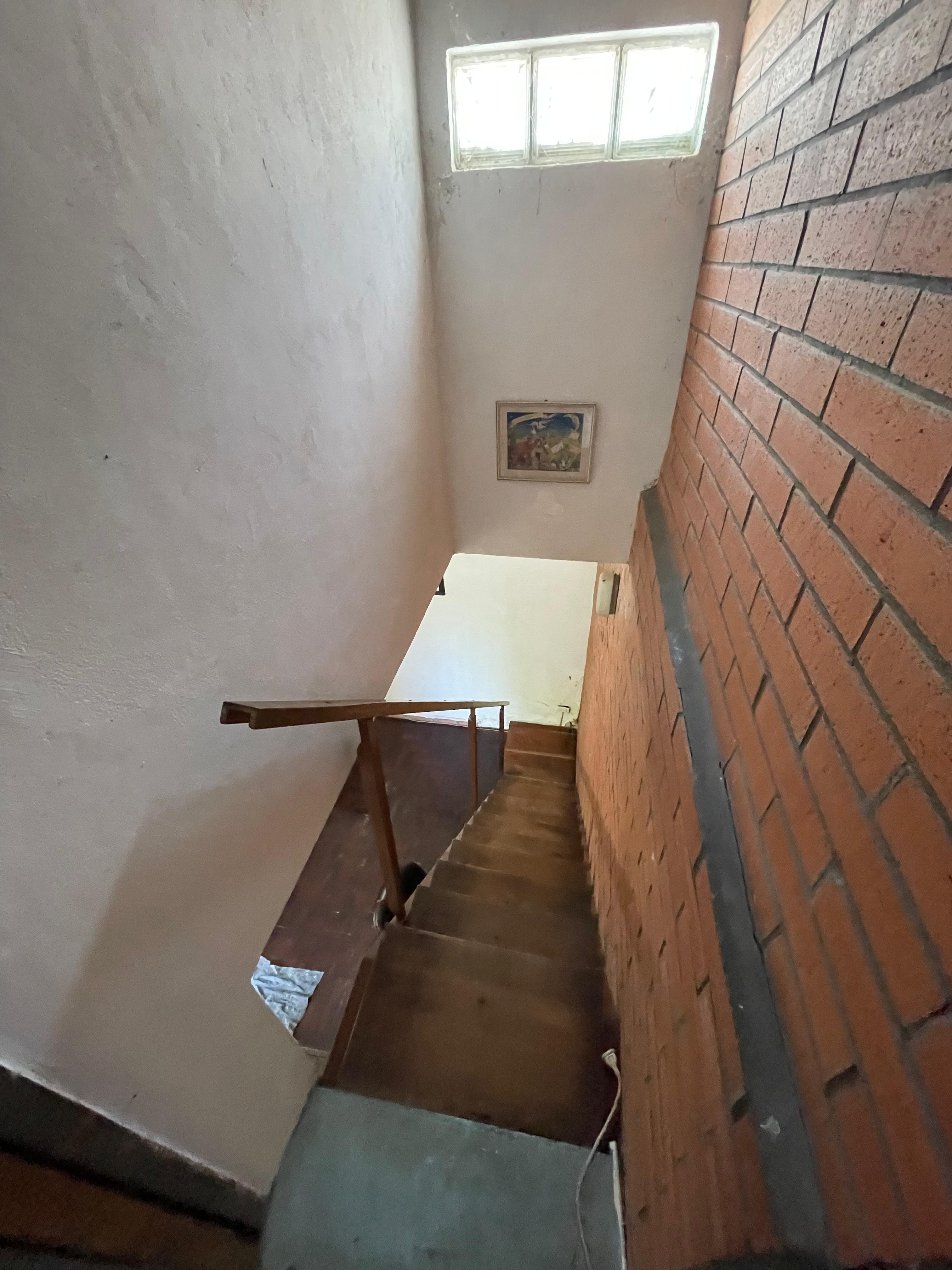 aparopropiedades - Casa en dos plantas a la venta