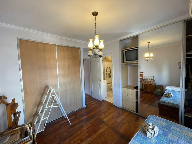 aparopropiedades - Semipiso a la venta con cochera en Quilmes Centro 