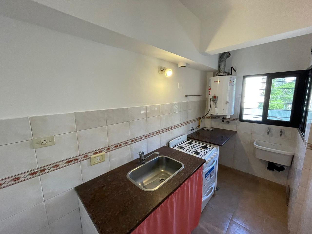 aparopropiedades - Departamento de 3 ambientes en Quilmes centro