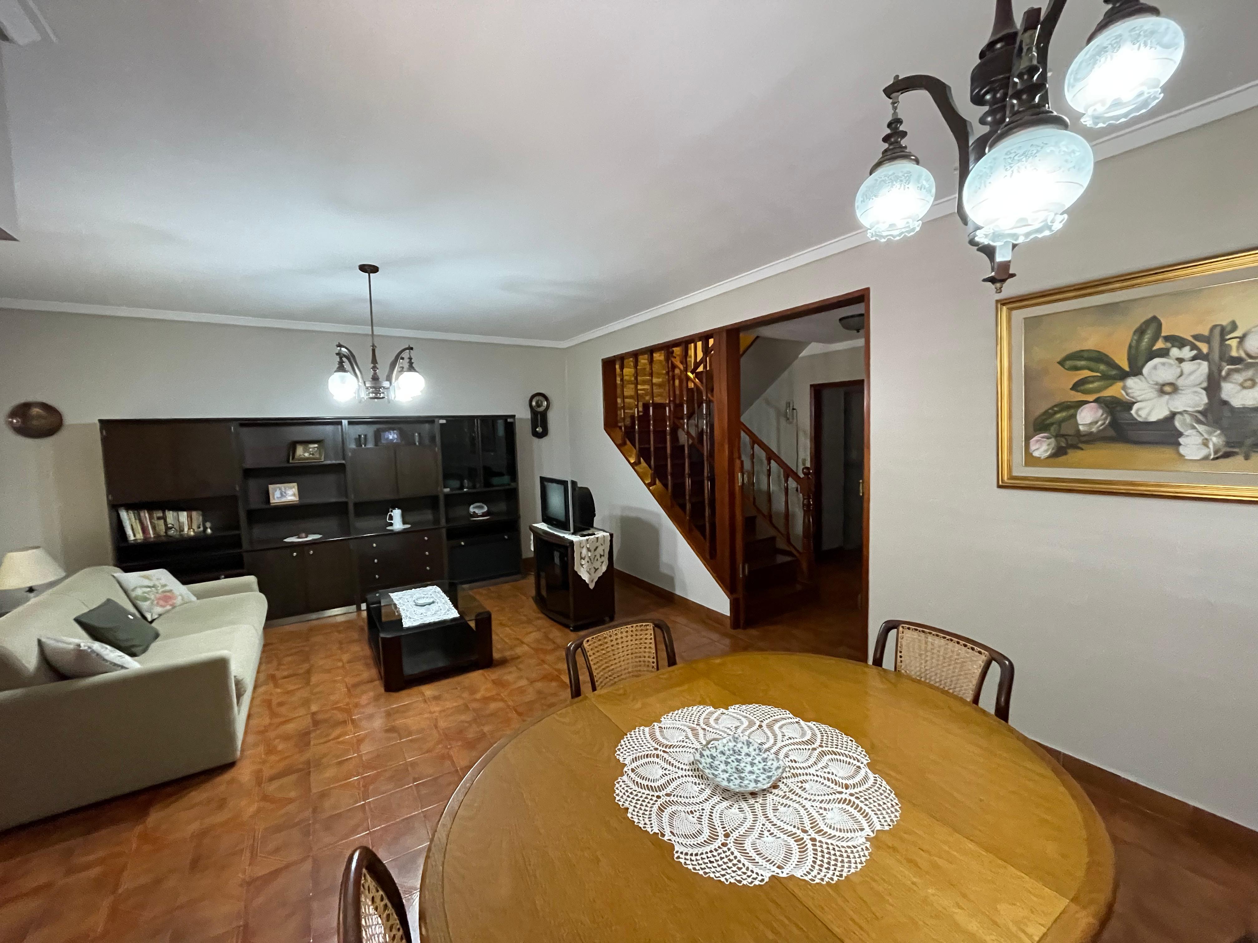 aparopropiedades - Chalet en el Barrio Los Cedros a la venta