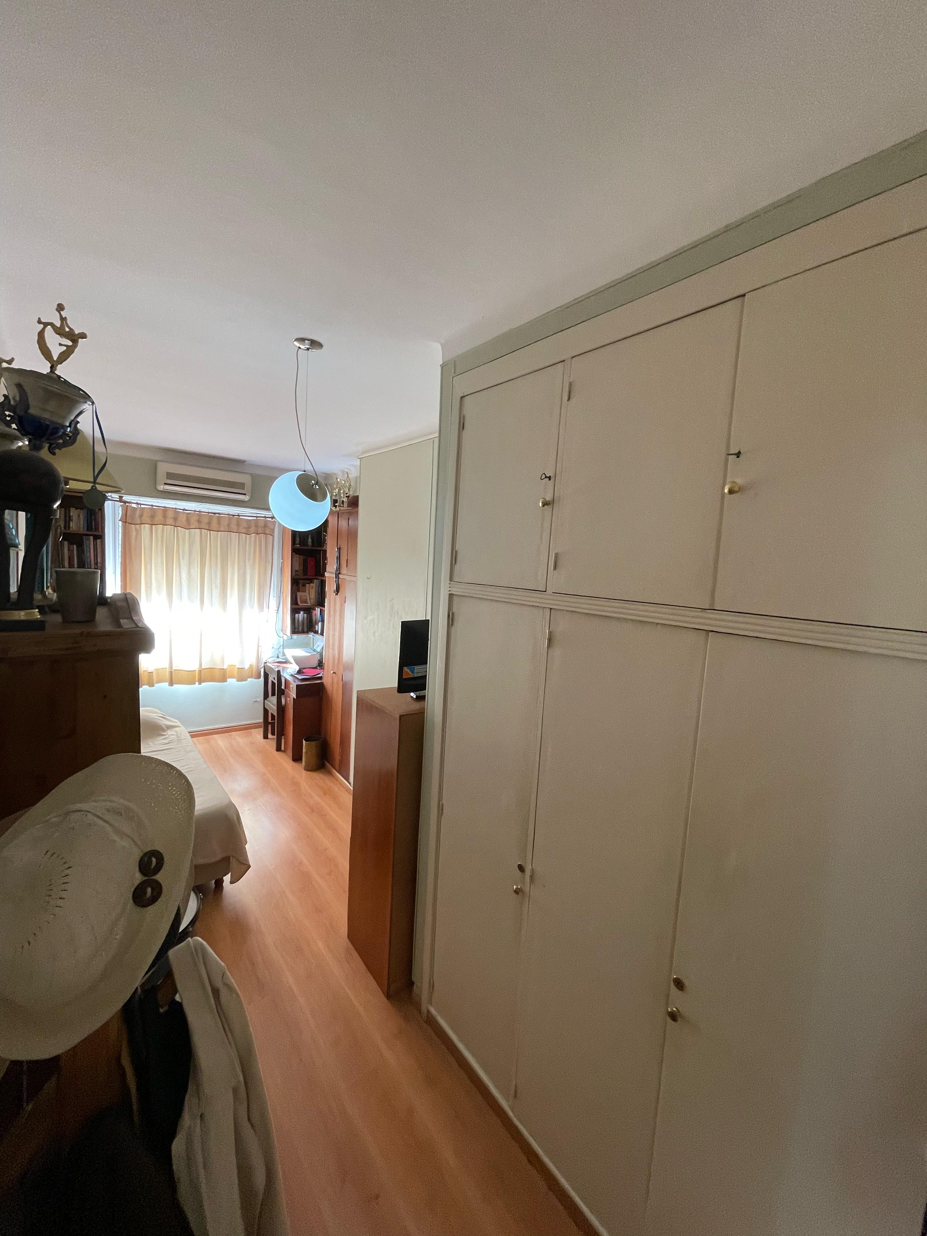 aparopropiedades - Chalet en Quilmes Oeste a la Venta