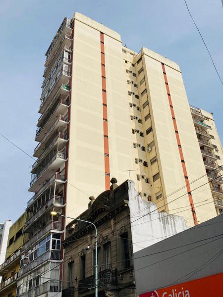 venta - Departamento de 4 ambientes en el centro de Quilmes