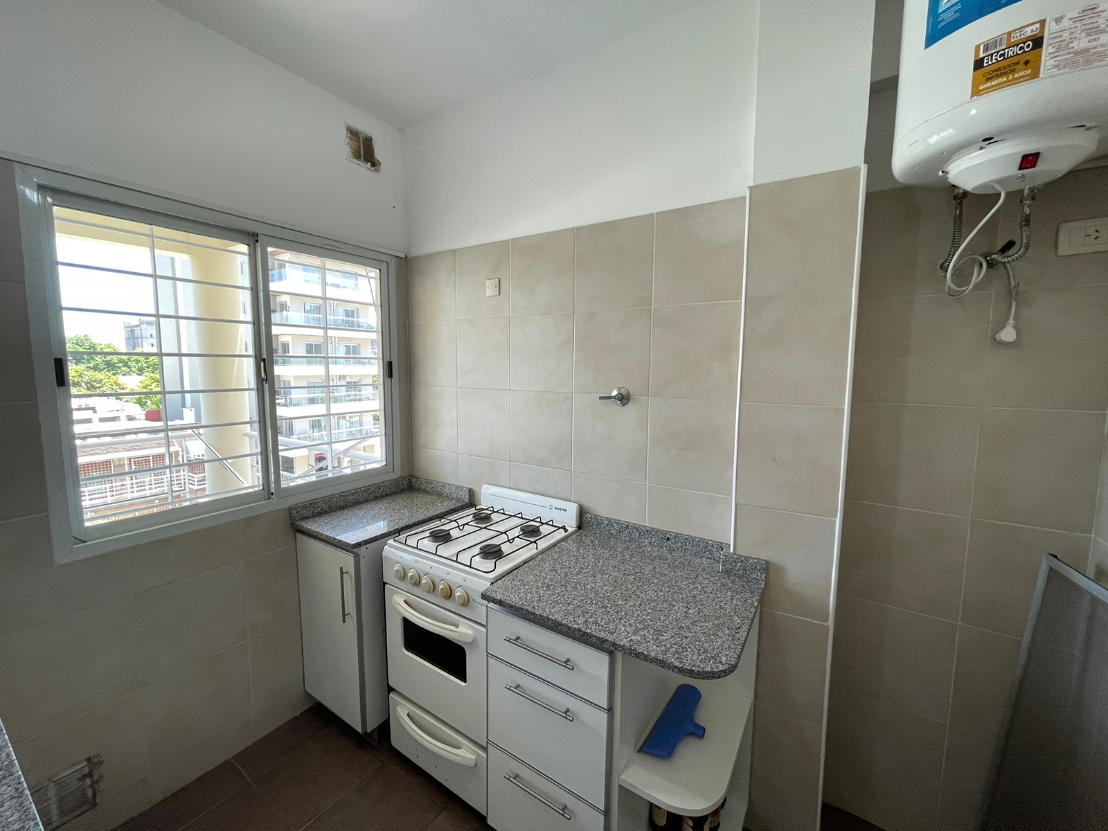 aparopropiedades - Departamento de 2 ambientes en Quilmes a la venta