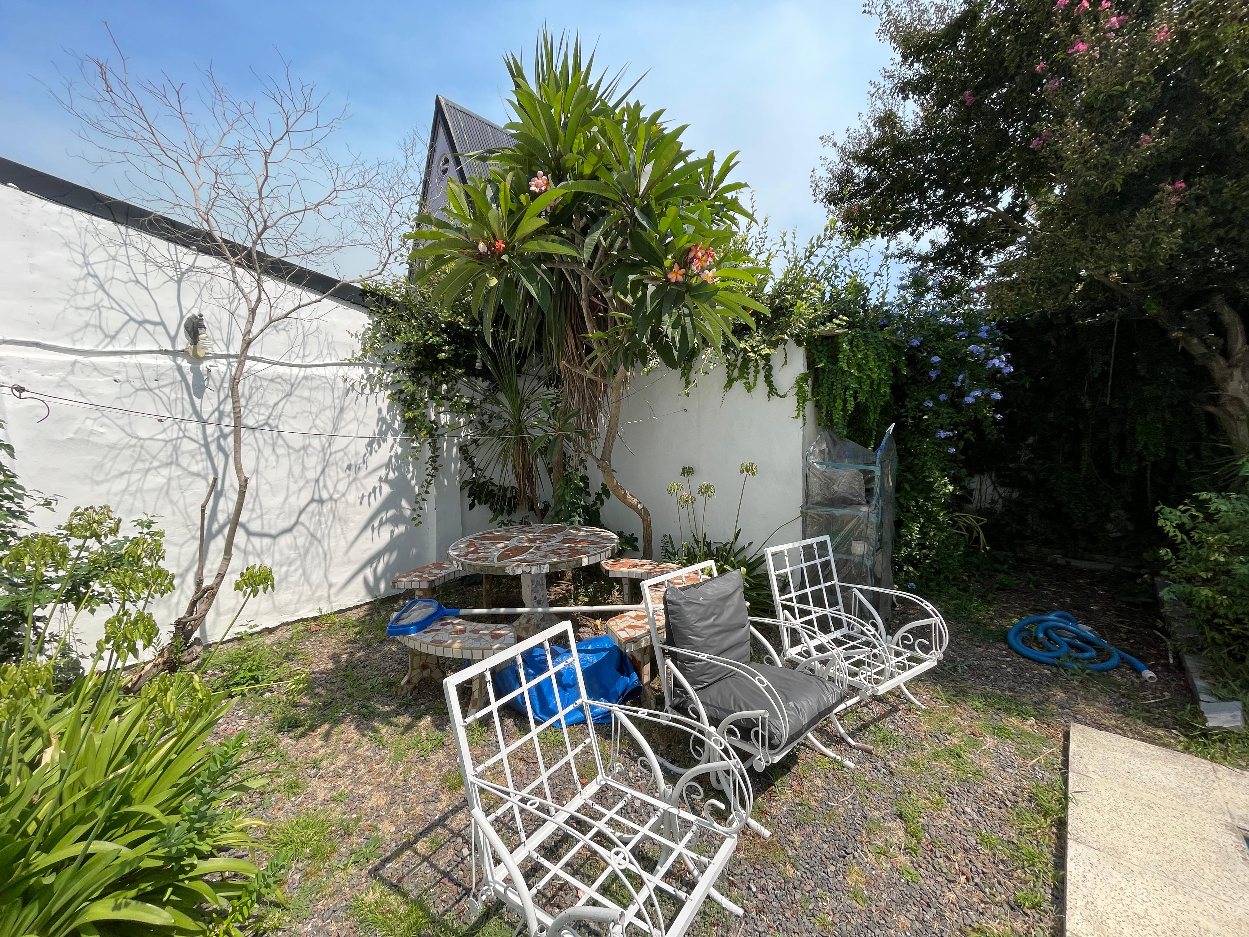 aparopropiedades - Casa en dos Plantas a la venta
