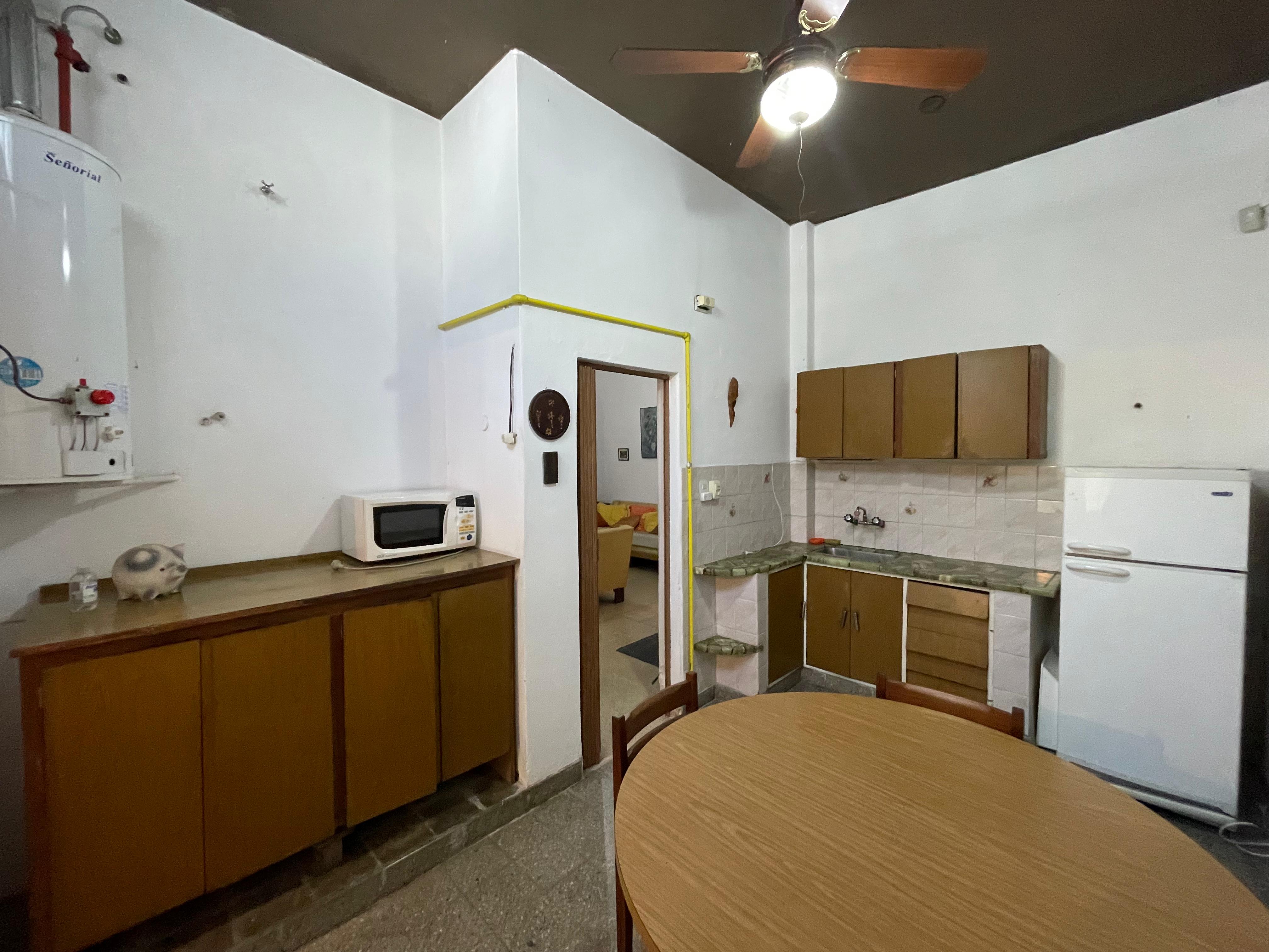 aparopropiedades - Casa en dos plantas a la venta