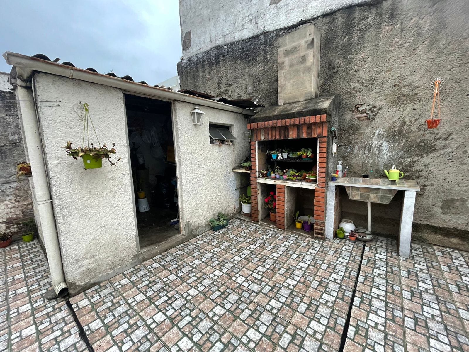 aparopropiedades - Casa en Quilmes Este a la venta