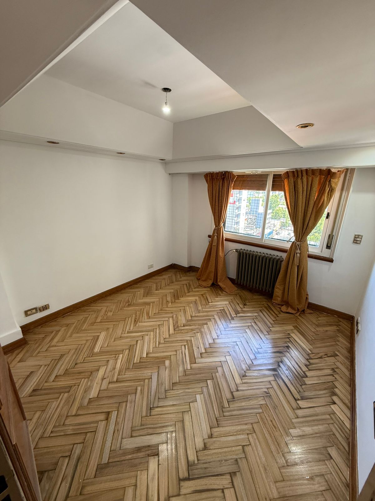 aparopropiedades - Piso a la venta en Quilmes Centro