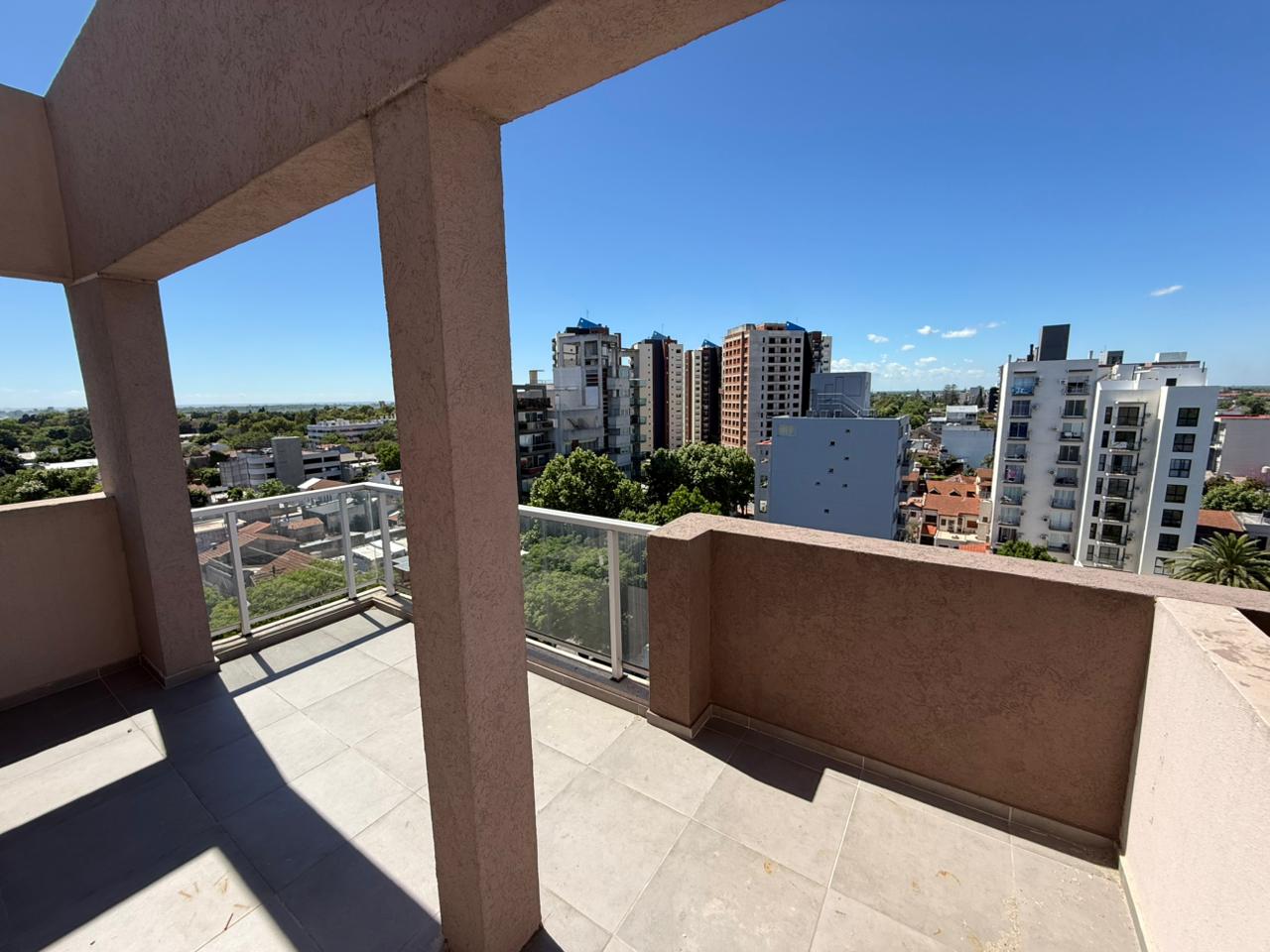 aparopropiedades - Departamento de 2 ambientes con cochera 