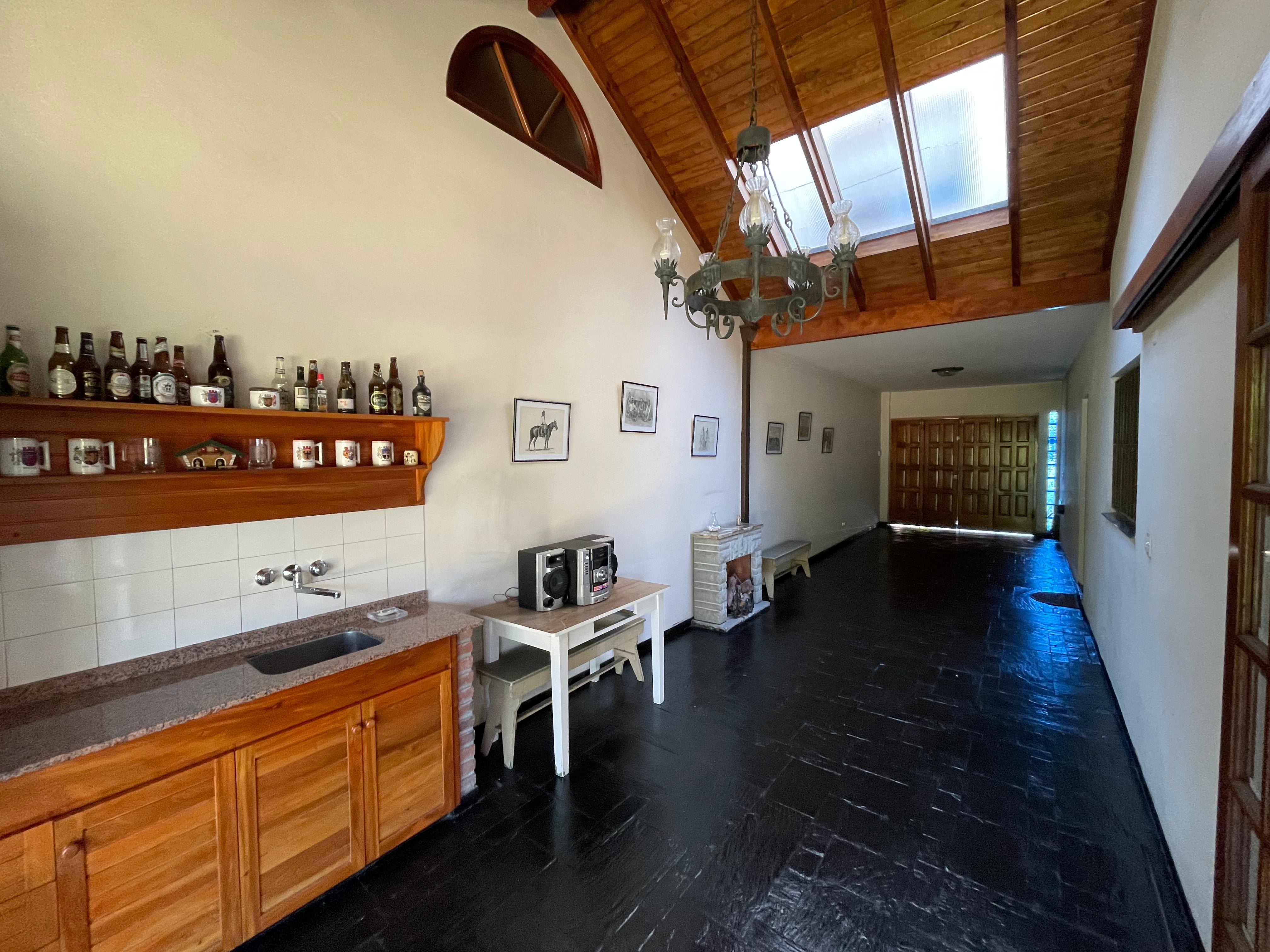 aparopropiedades - Chalet en el Barrio Los Cedros a la venta