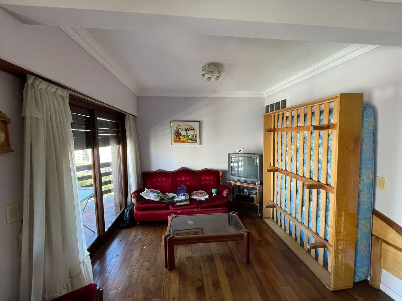 aparopropiedades - Semipiso a la venta con cochera en Quilmes Centro 