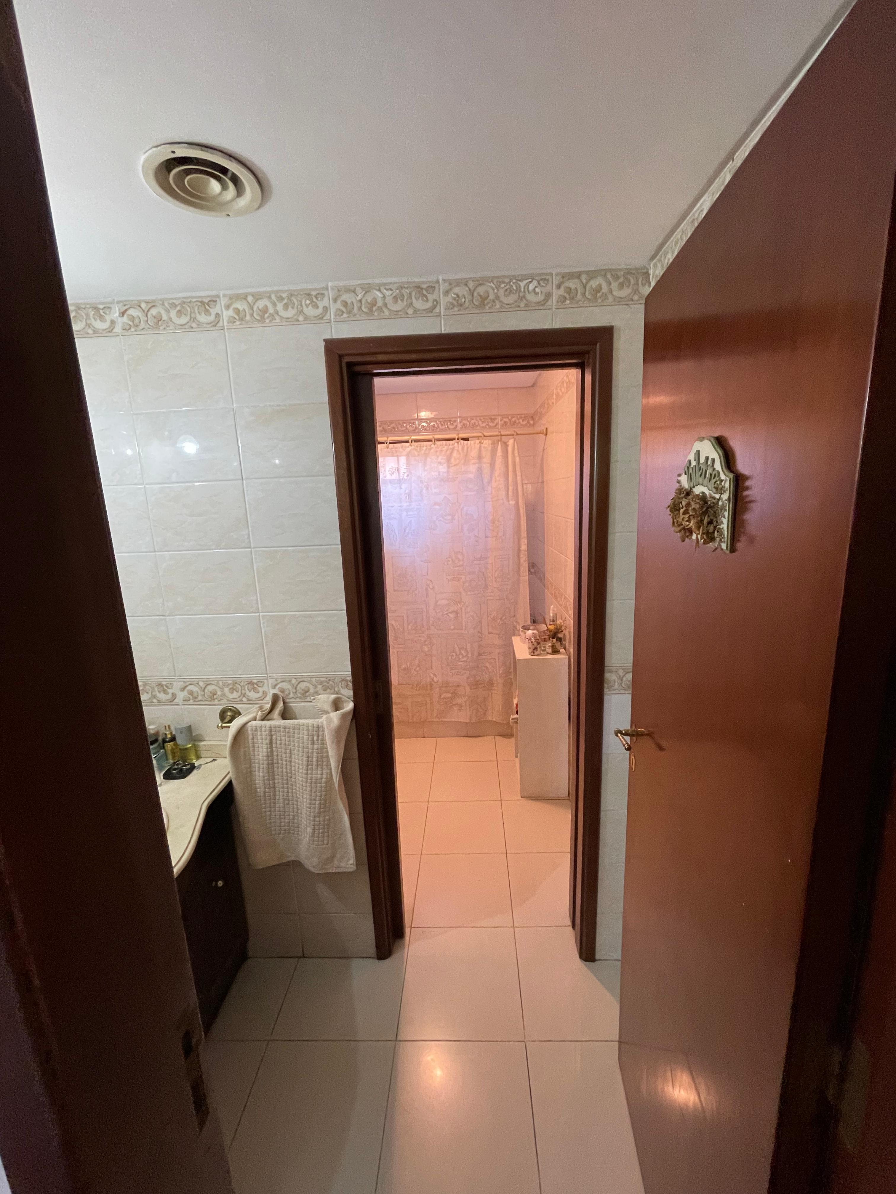 aparopropiedades - Chalet a la venta en Quilmes