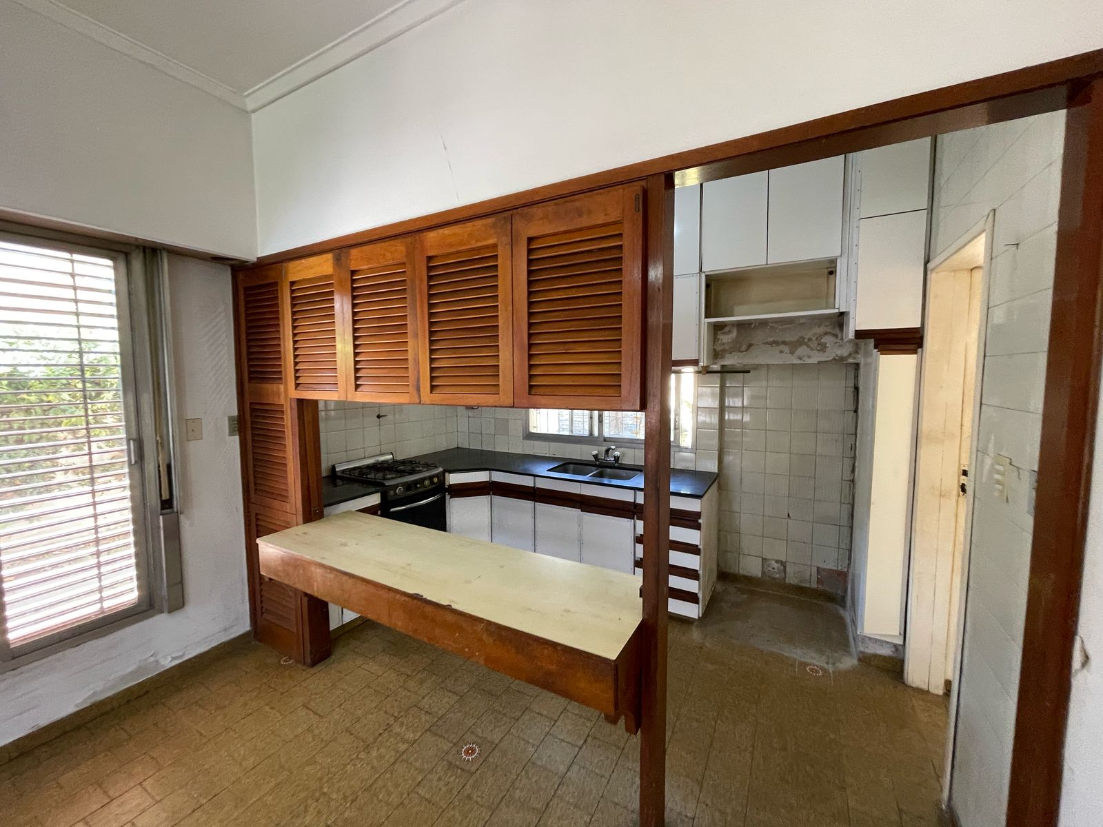aparopropiedades - Casa para uso Profesional Exclusivo