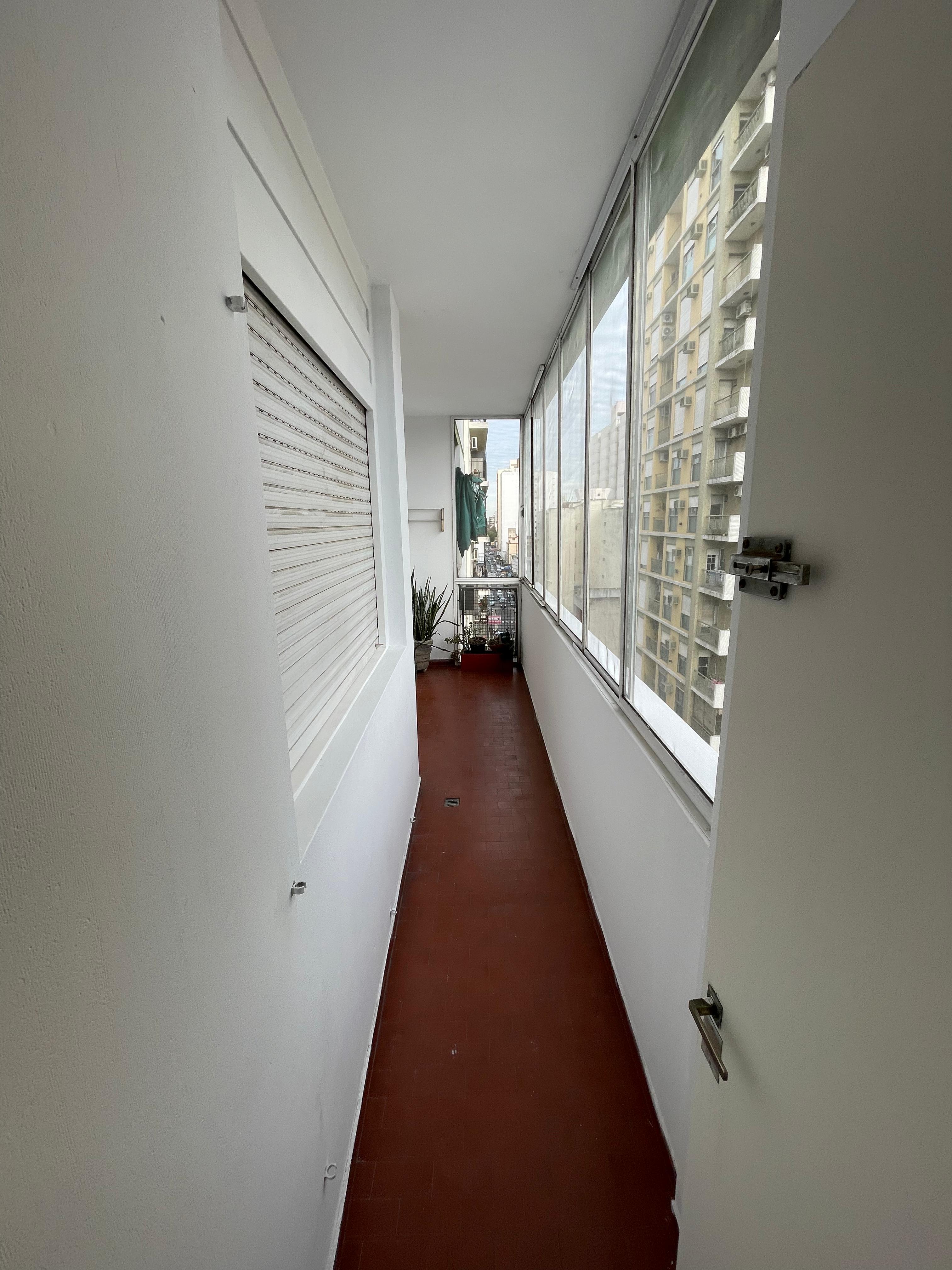 aparopropiedades - Departamento de 3 ambientes en Quilmes centro a la venta