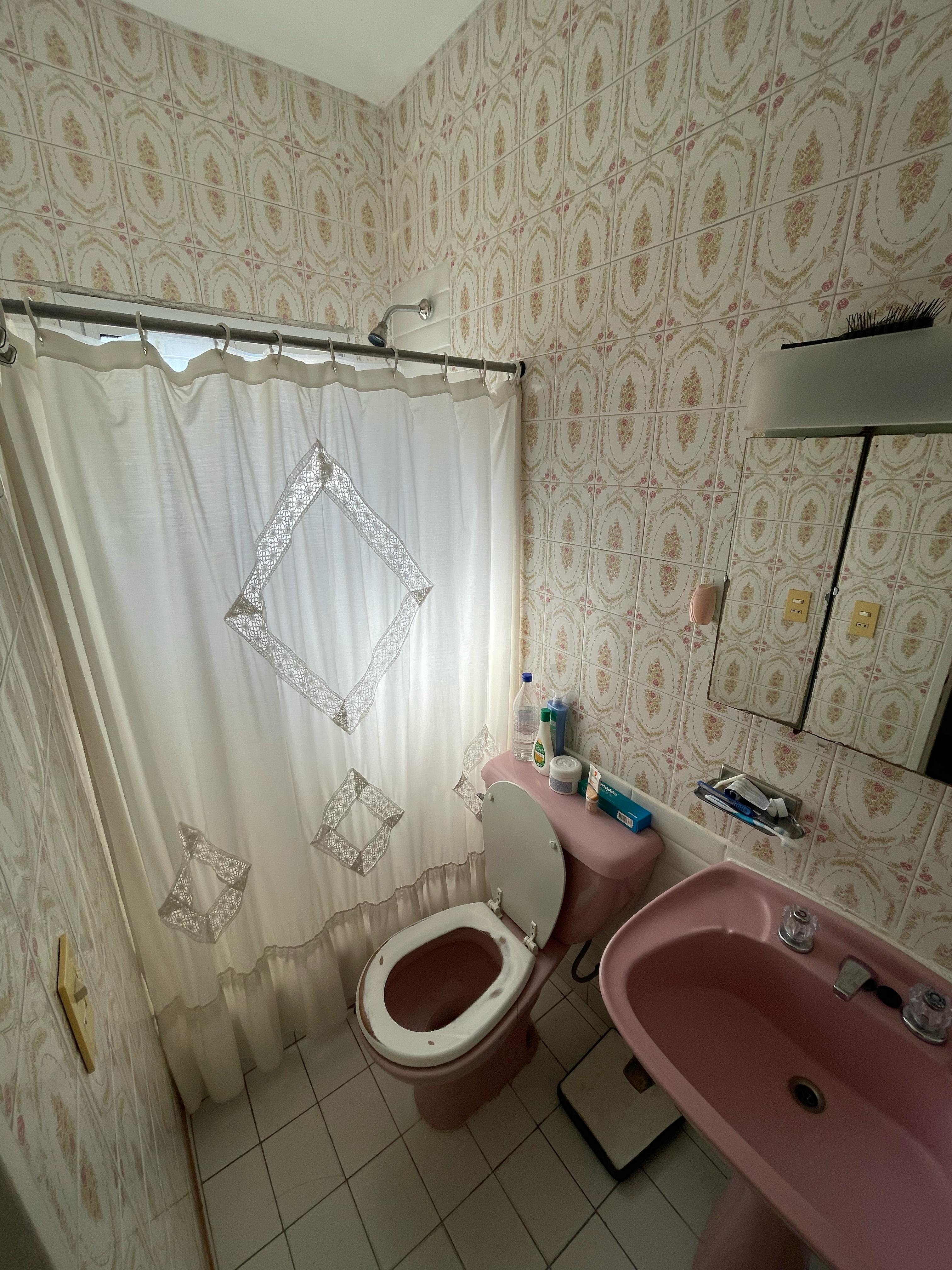 aparopropiedades - Chalet en Quilmes Oeste a la Venta