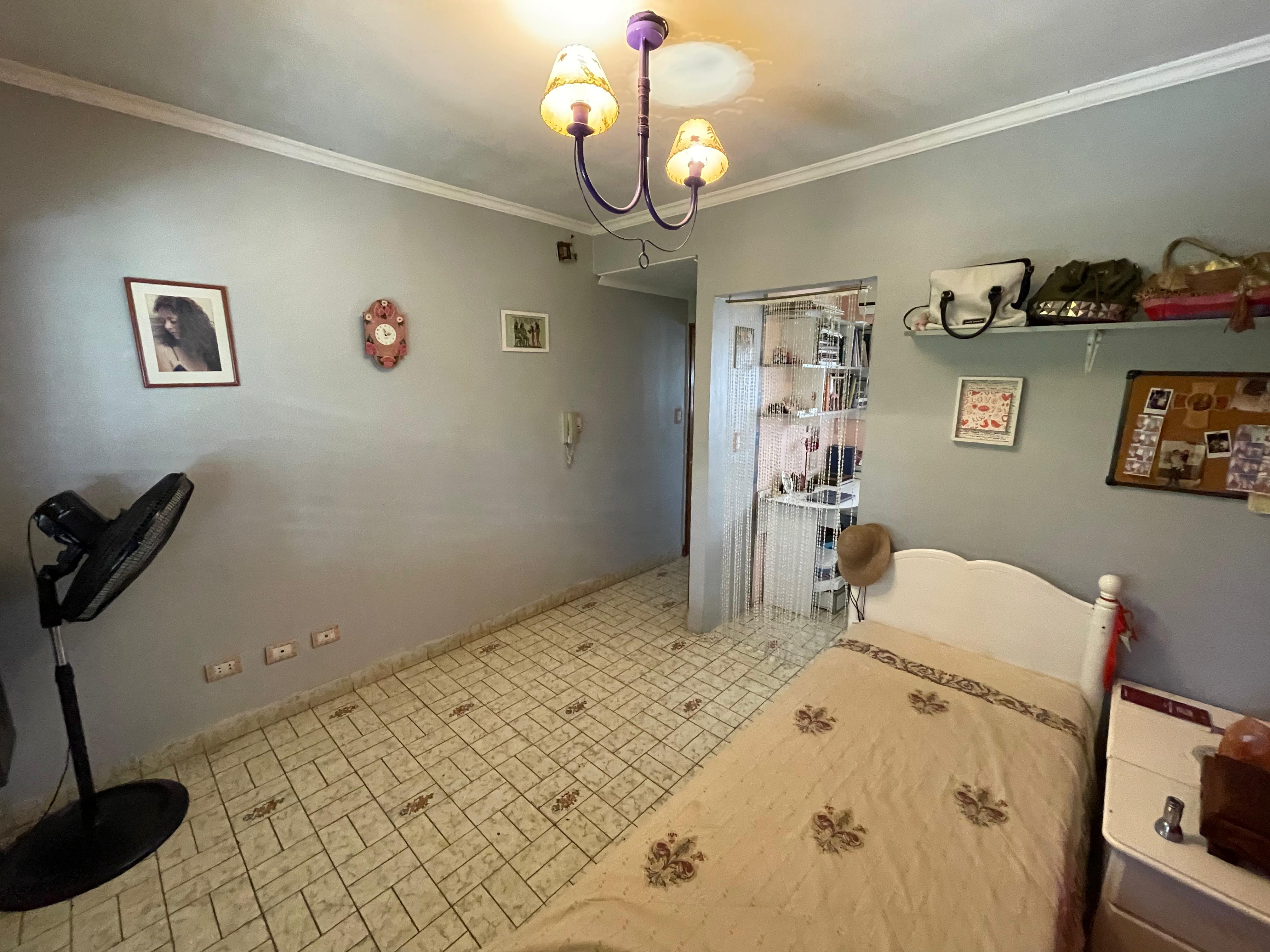 aparopropiedades - Casa en dos Plantas a la venta
