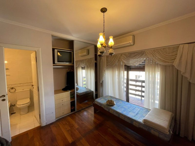 aparopropiedades - Semipiso a la venta con cochera en Quilmes Centro 