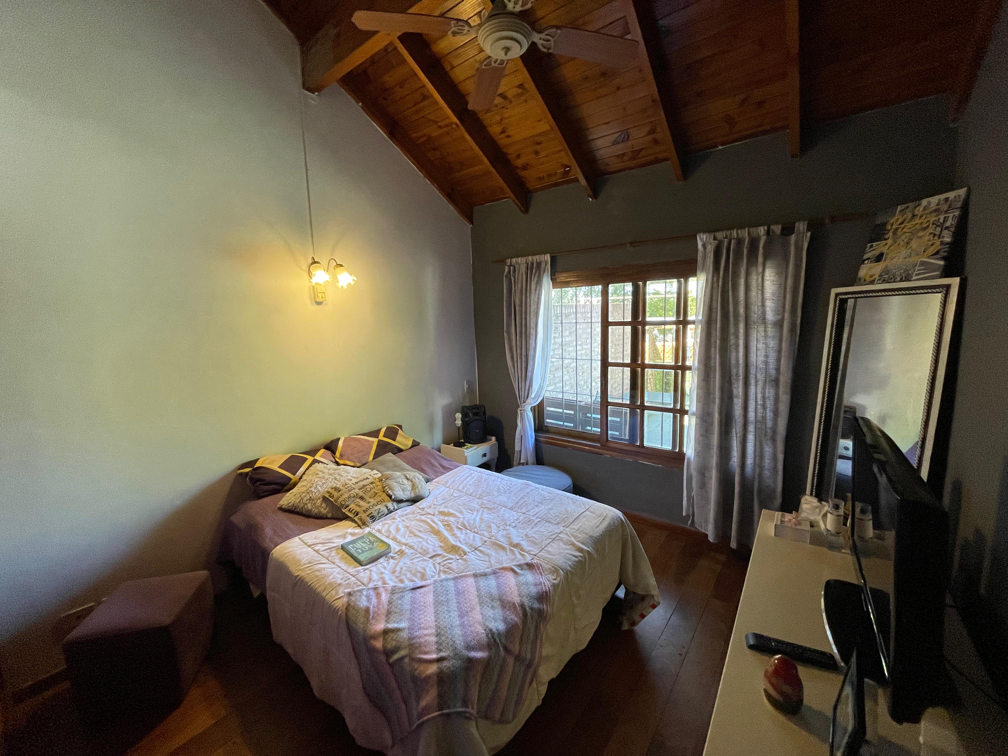 aparopropiedades - Chalet a la venta en Quilmes