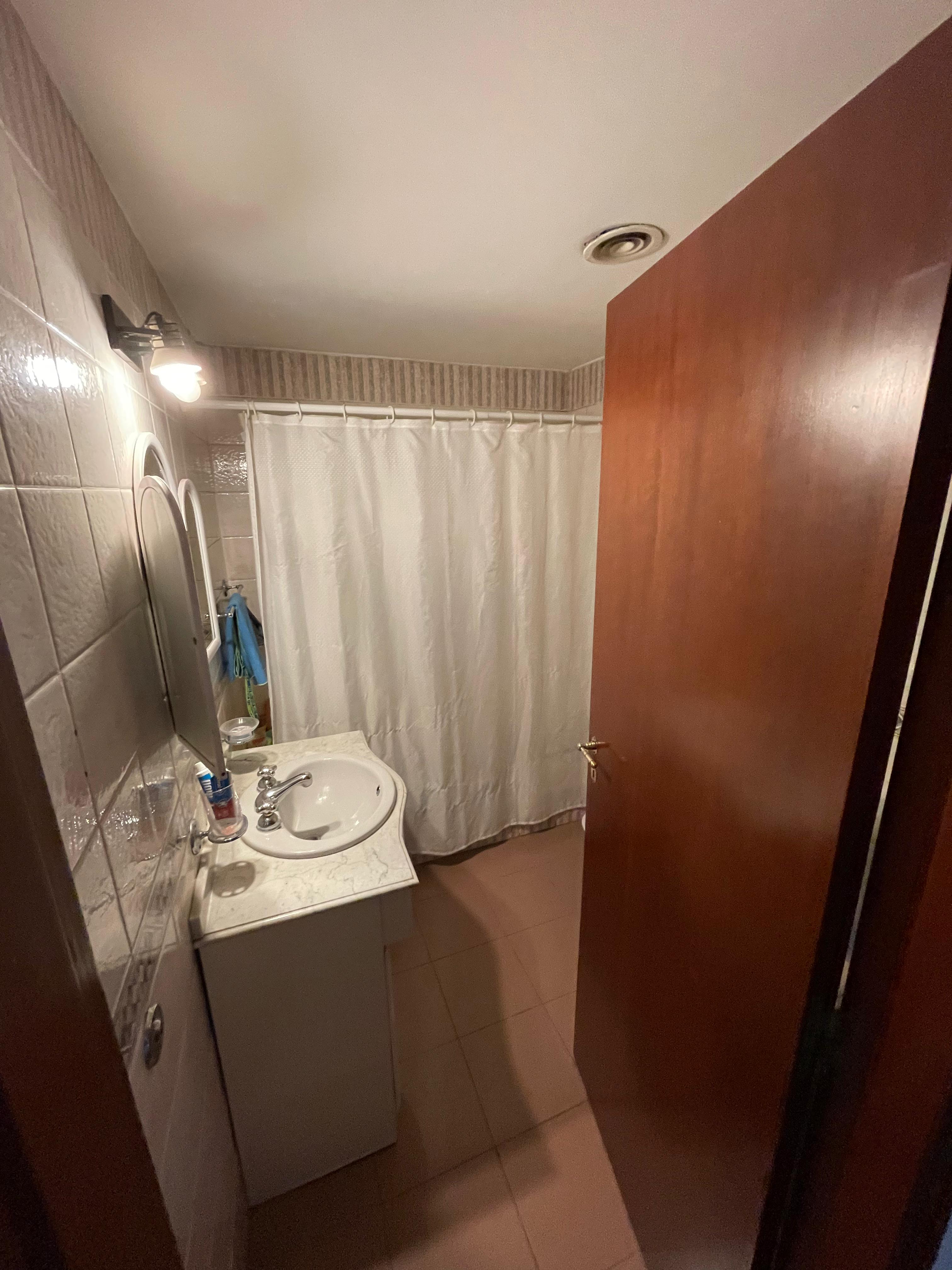 aparopropiedades - Chalet a la venta en Quilmes