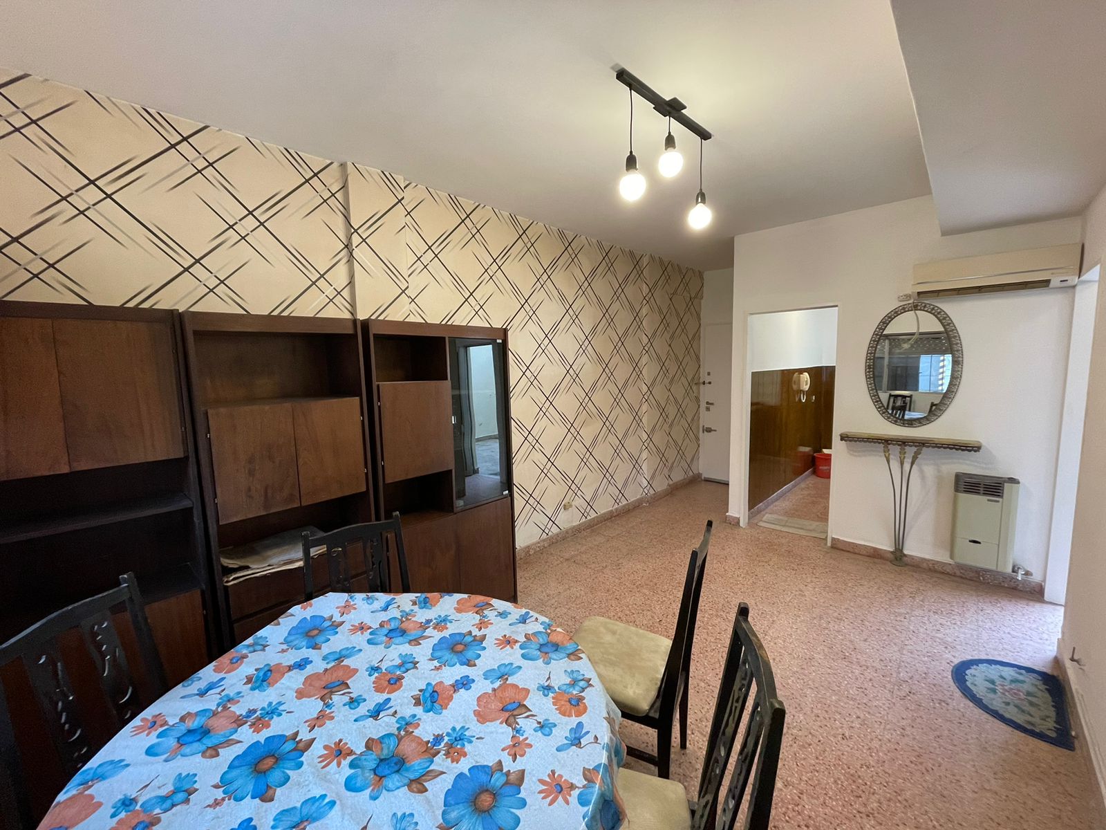 aparopropiedades - Departamento de 2 ambientes con patio en Quilmes Oeste