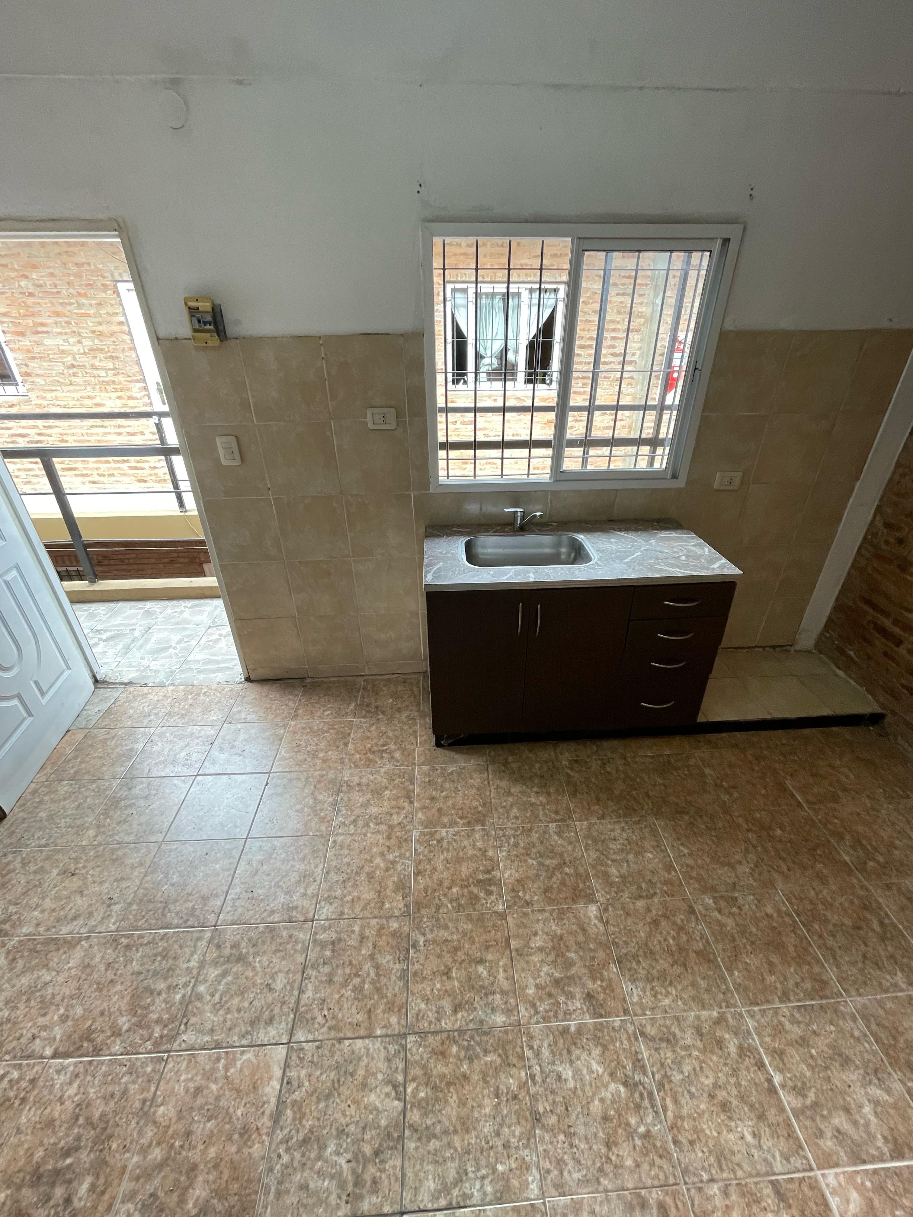 aparopropiedades - Departamento de 2 ambientes en Planta Alta