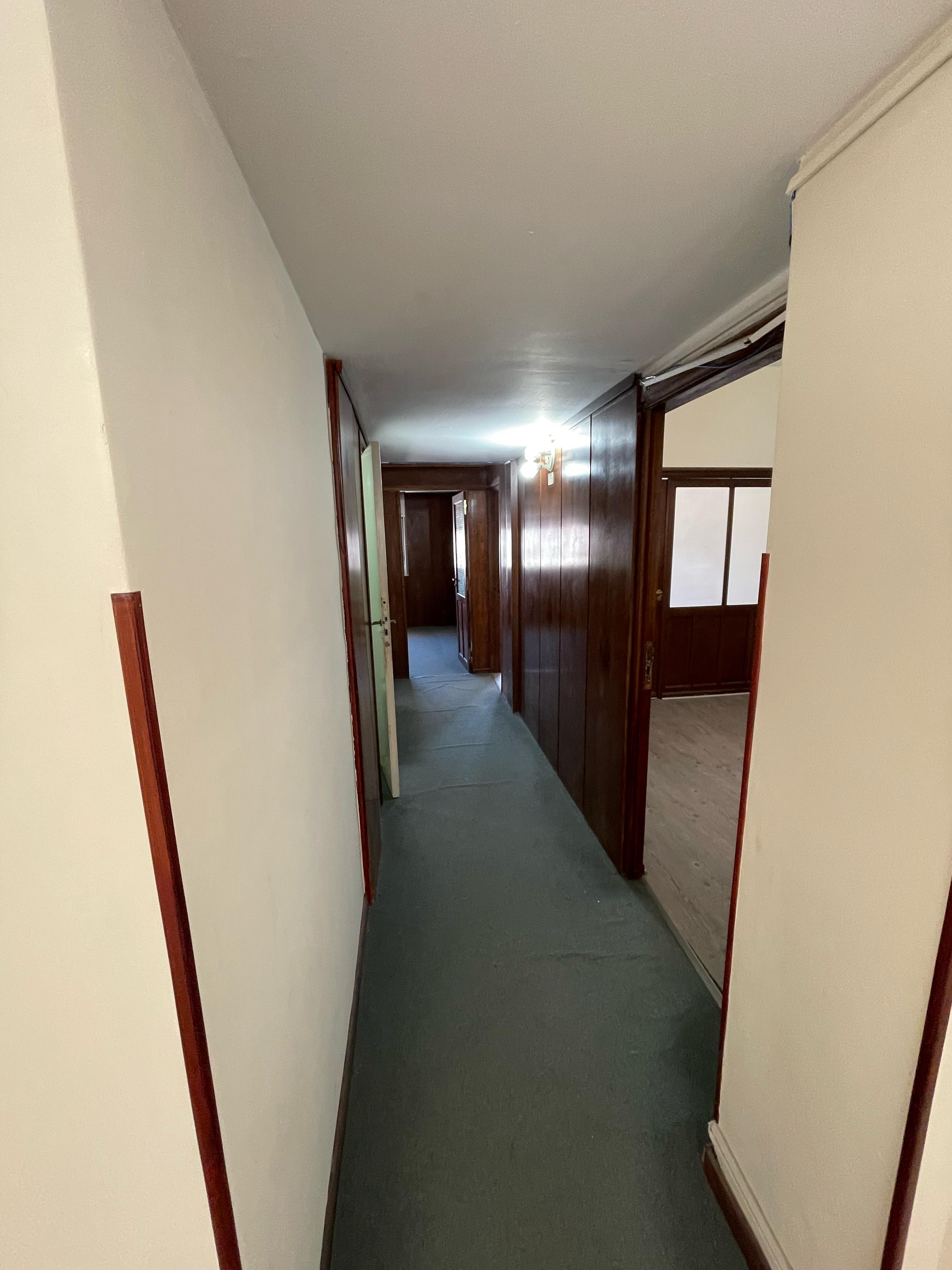 aparopropiedades - Oficina en Alquiler en Quilmes Centro