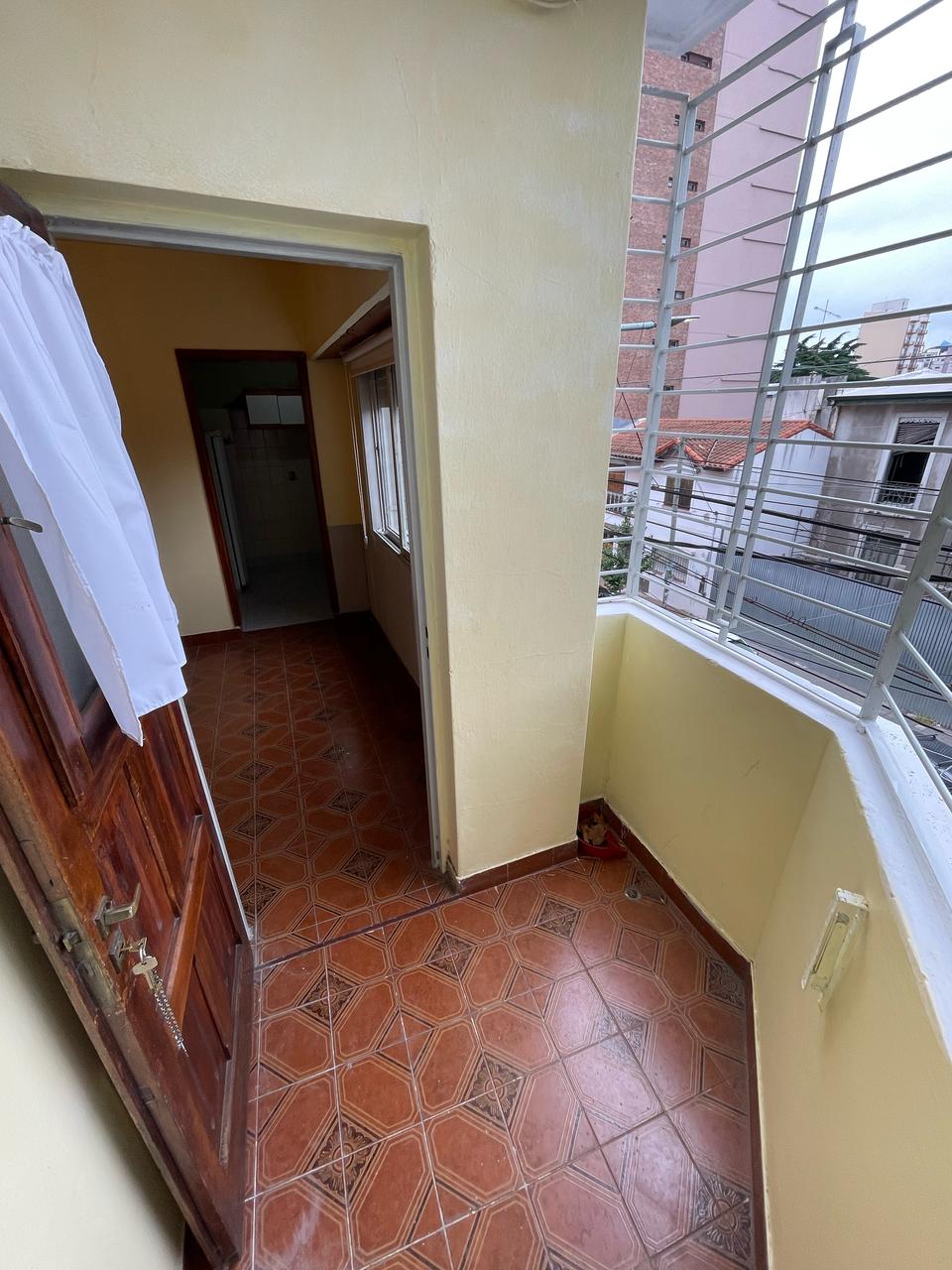 aparopropiedades - Departamento de 3 ambientes en Quilmes Centro