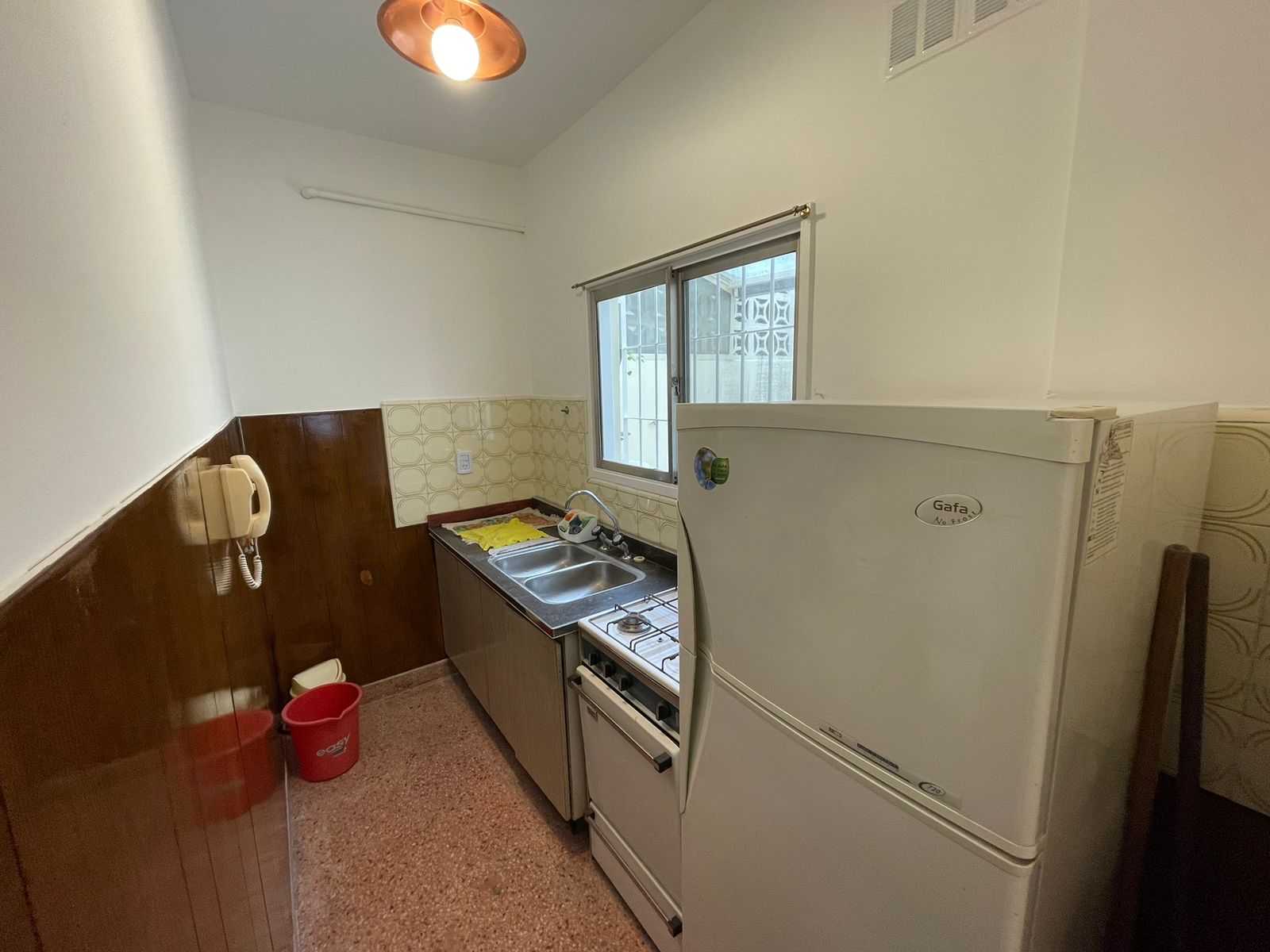 aparopropiedades - Departamento de 2 ambientes con patio en Quilmes Oeste